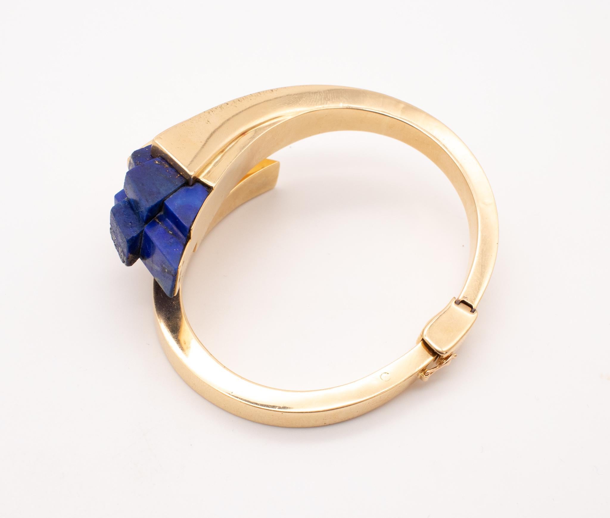 Women's Mellerio 1970 Paris Very Rare Geometric Bracelet In 18Kt Gold With Lapis Lazuli For Sale