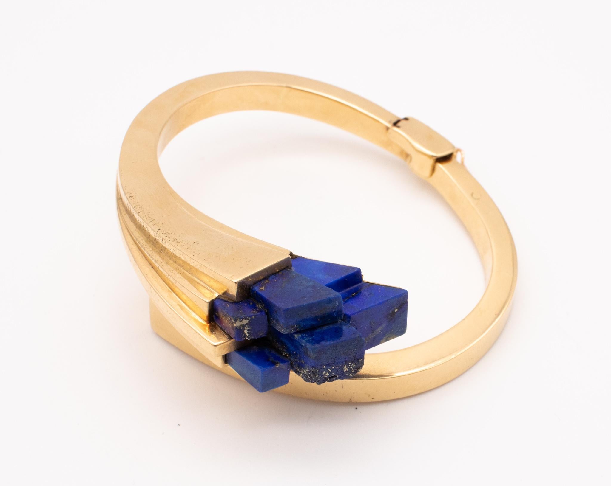 Mellerio 1970 Paris Very Rare Geometric Bracelet In 18Kt Gold With Lapis Lazuli For Sale 1