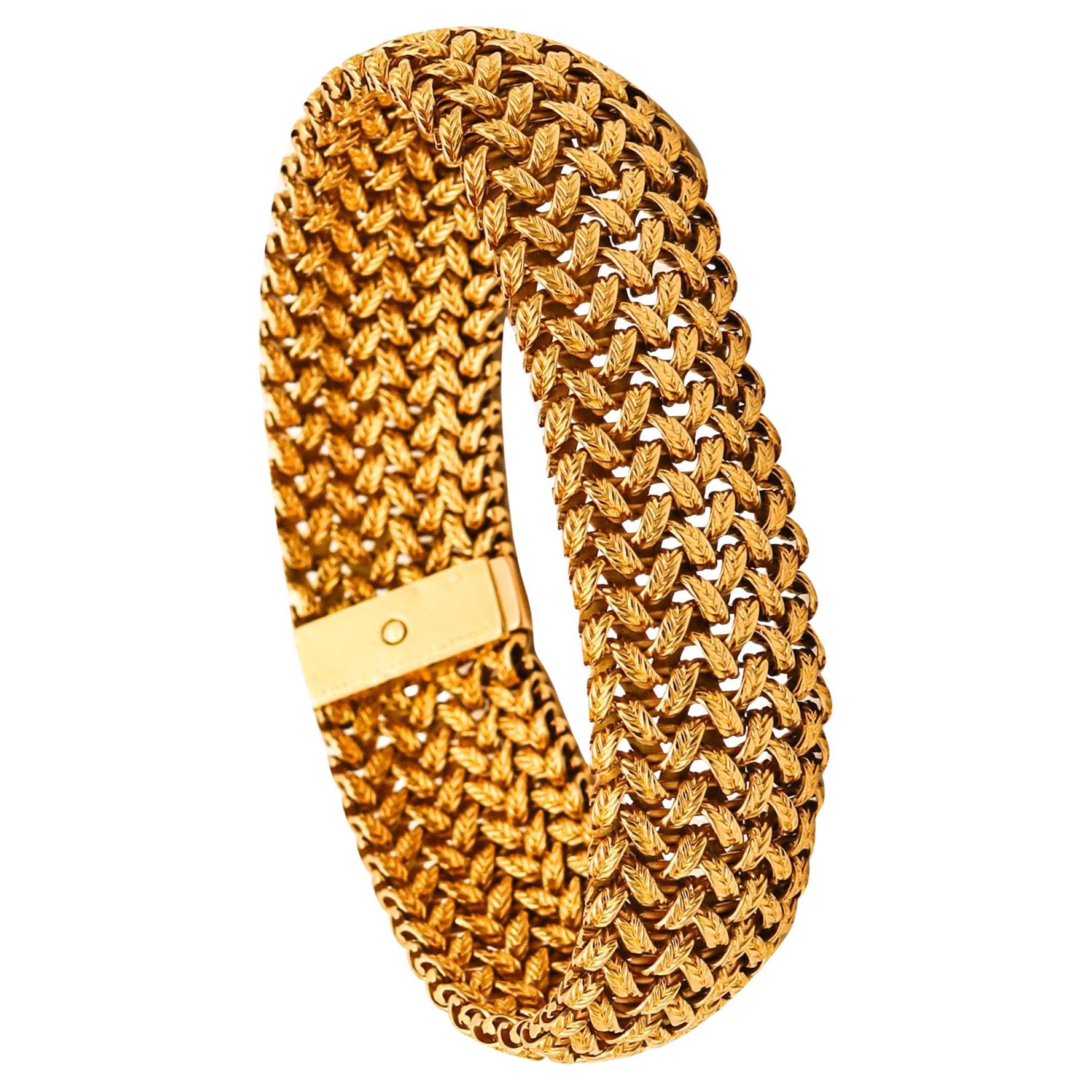 MELLERIO DITS MELLER 1950 Paris Textured Mesh Bracelet In 18Kt Yellow Gold For Sale