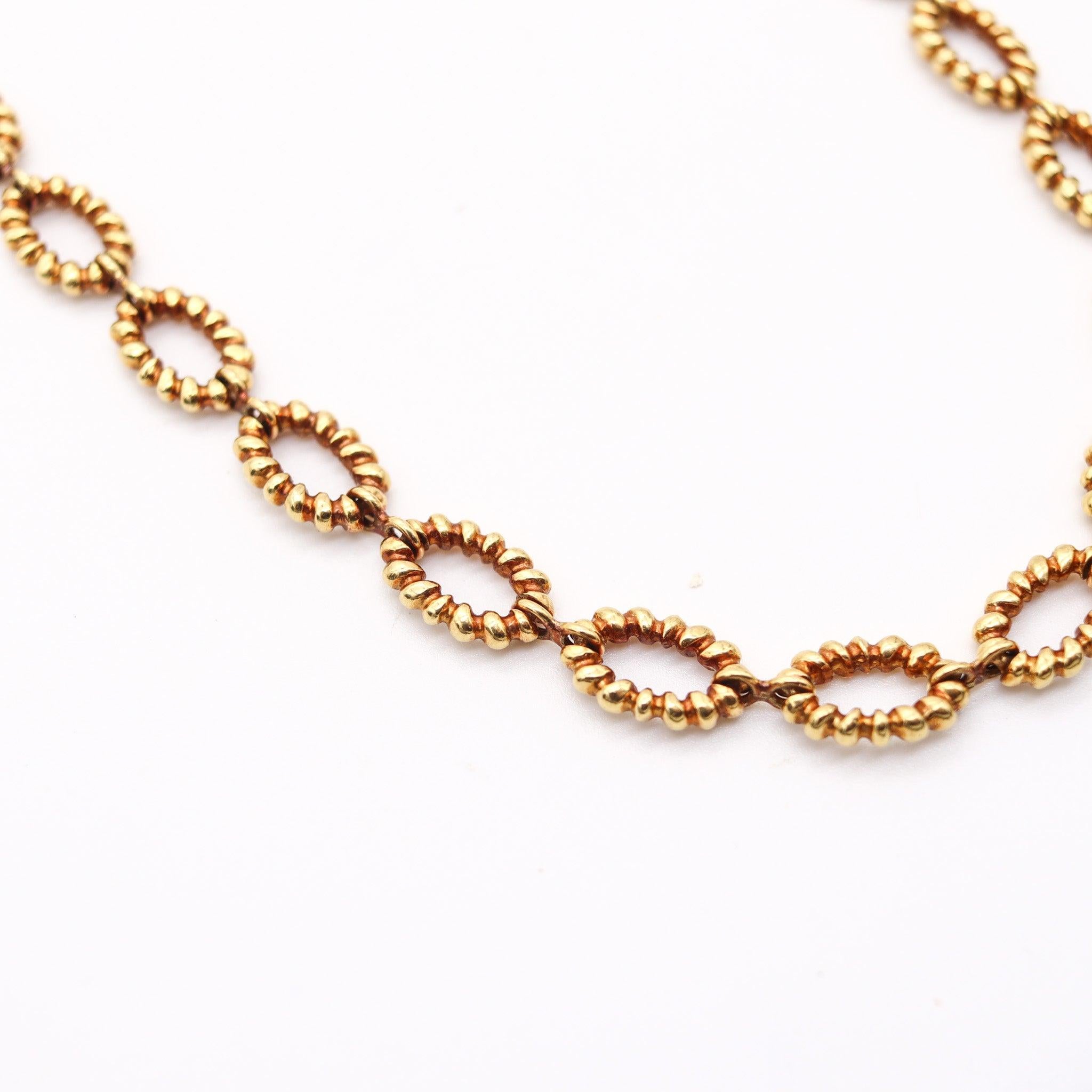 MELLERIO DITS MELLER 1970 Paris Chain Necklace Solid Textured 18Kt Yellow Gold In Excellent Condition In Miami, FL