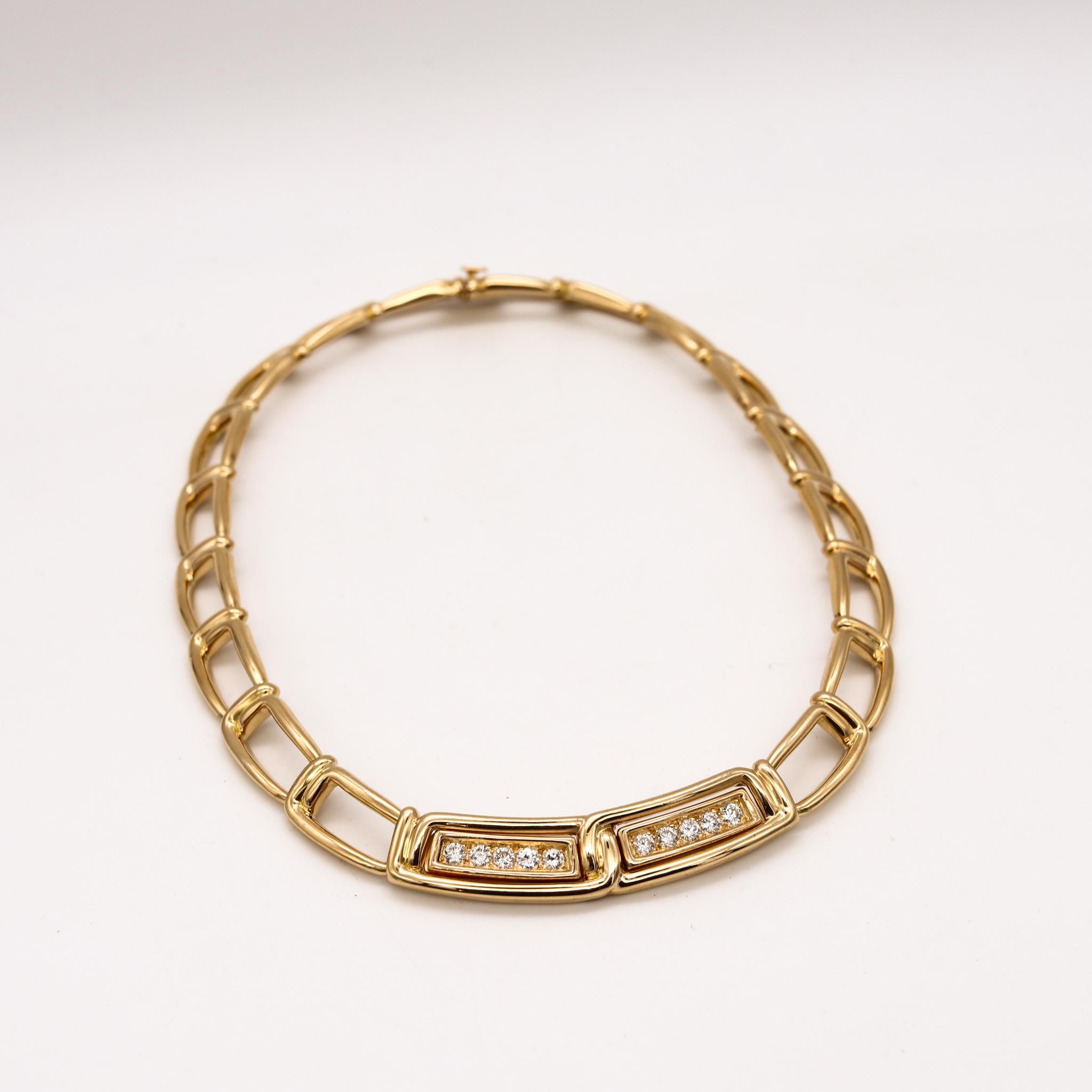 Mellerio Dits Meller 1970 Paris Rare Necklace 18kt Gold 1.11 Cts VVS Diamonds In Excellent Condition For Sale In Miami, FL