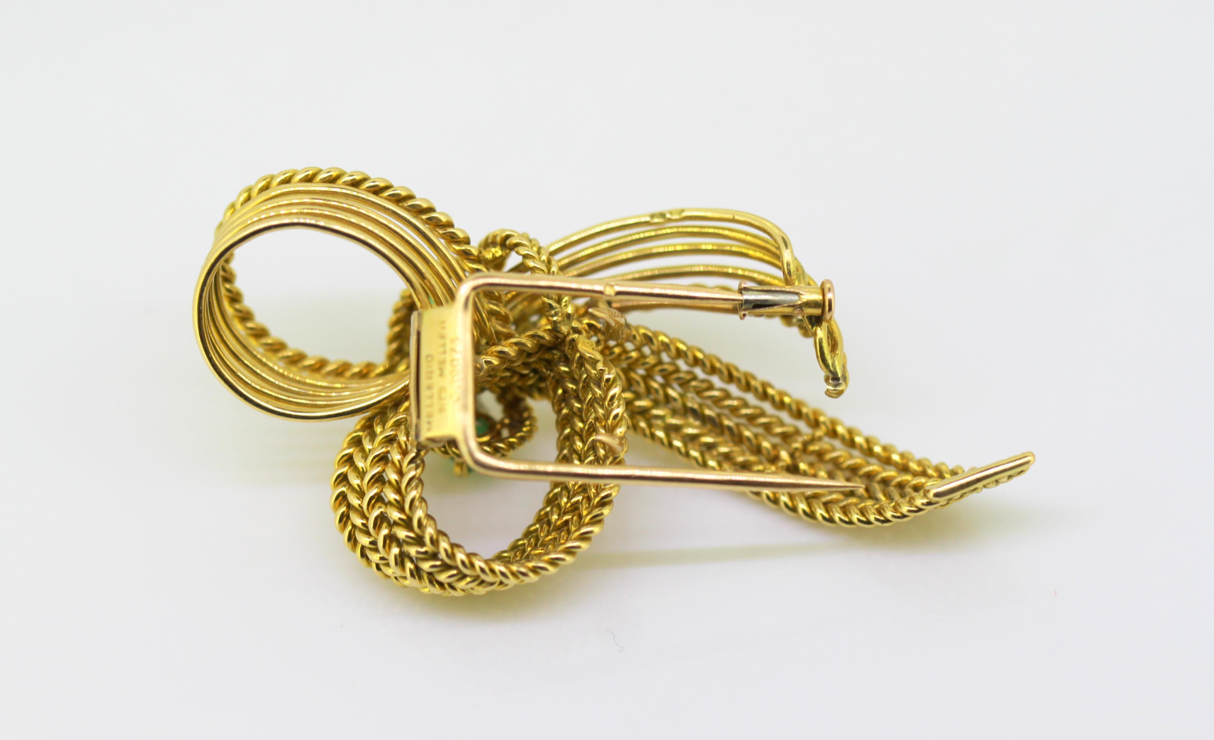 Mellerio dits Meller, Art Deco 18 Karat Gold Brooch with Emeralds and Diamond 3