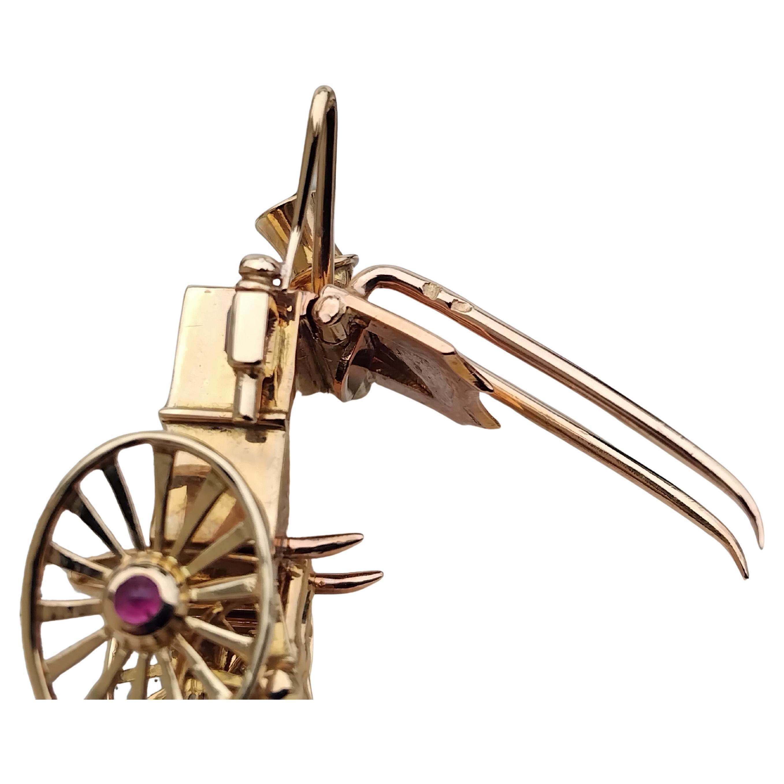 Mellerio Dits Meller Broche de revers en or jaune, rubis et saphirs en vente 5