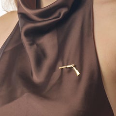Mellerio French rifle 18k yellow gold brooch