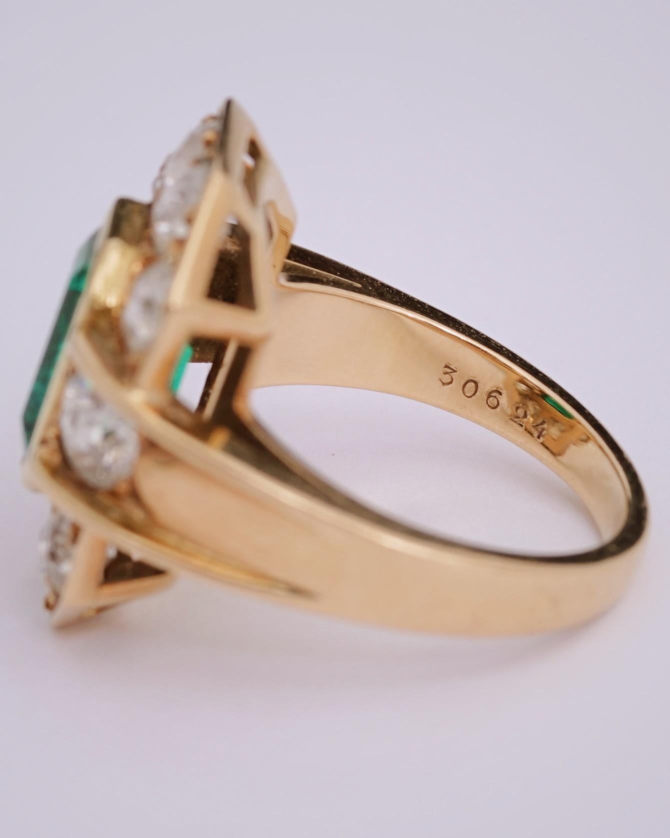 Art Deco Mellerio Paris, 2.50cts Colombian Emerald & Old Mine Diamond Ring, C.1940 For Sale