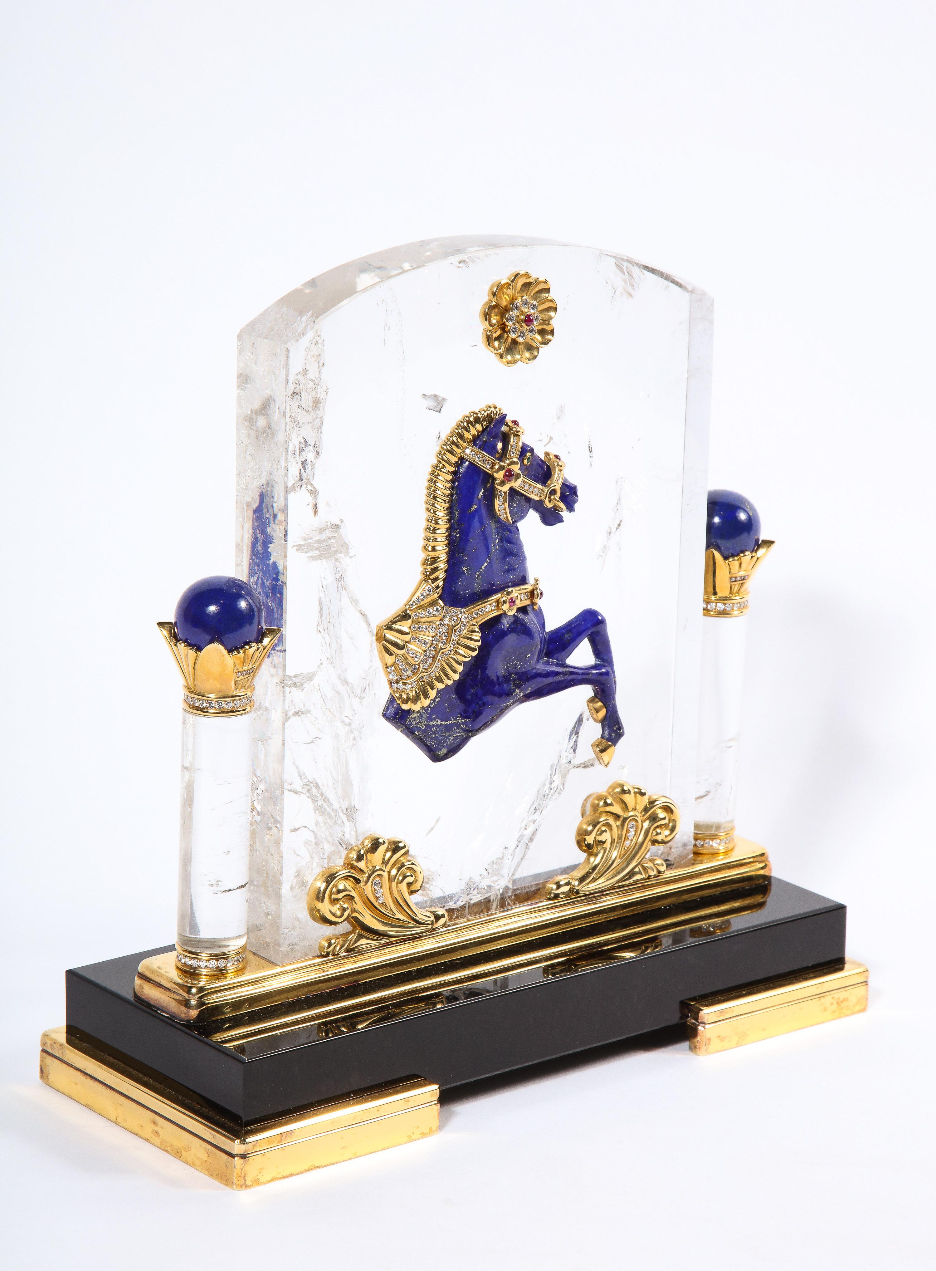 Mellerio Paris, cheval français en or, diamant, argent doré, cristal de roche et lapis Bon état - En vente à New York, NY