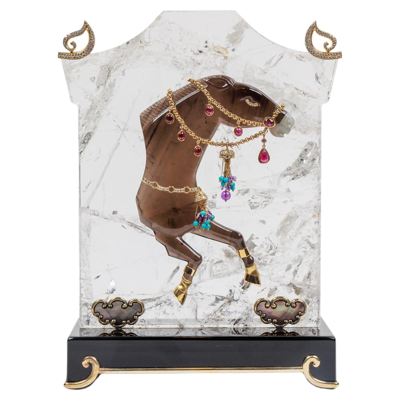 Mellerio Paris, un cheval sculpté en or, diamants, argent et quartz fumé, français