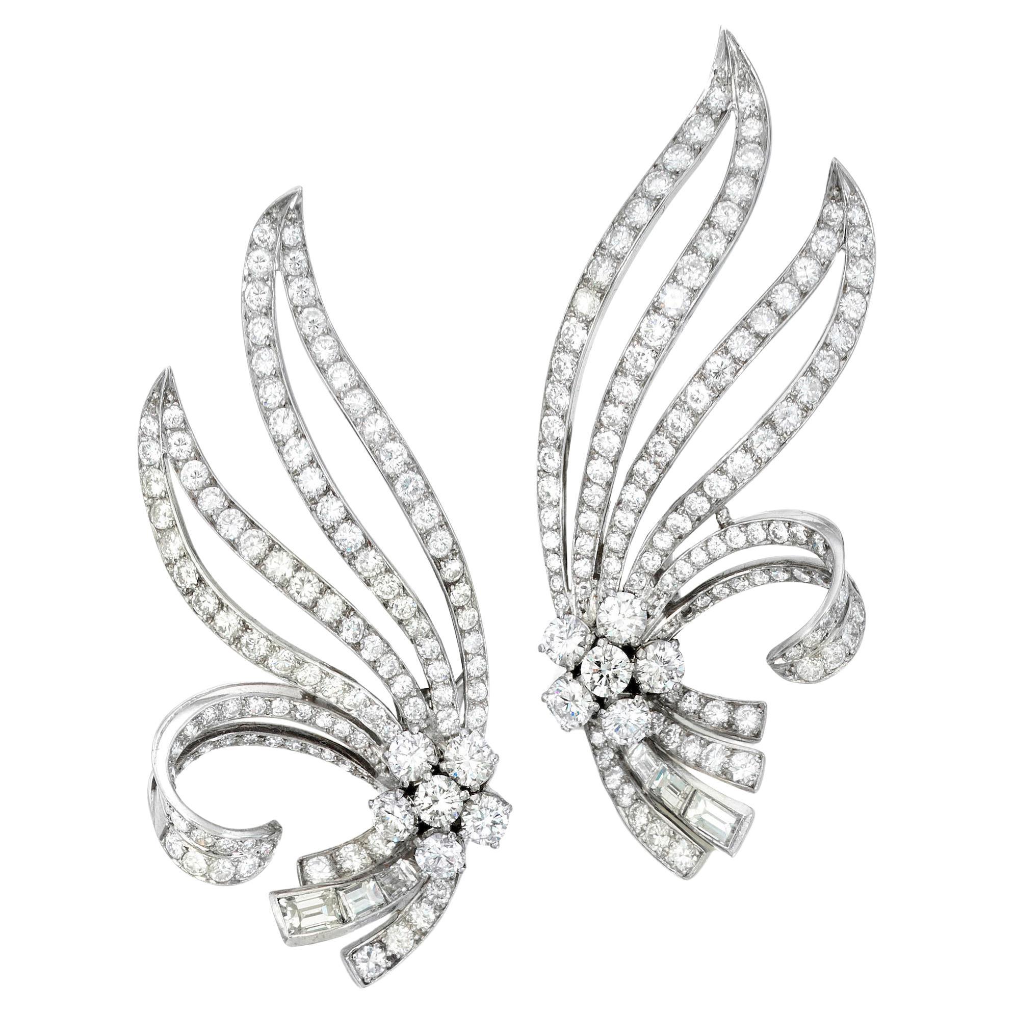 Mellerio Platin 4,60 Karat Diamant Flügel Clip-On Climber Ohrringe im Angebot