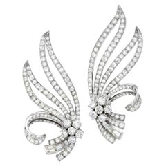Boucles d'oreilles pendantes Mellerio en platine avec diamants de 4,60 carats