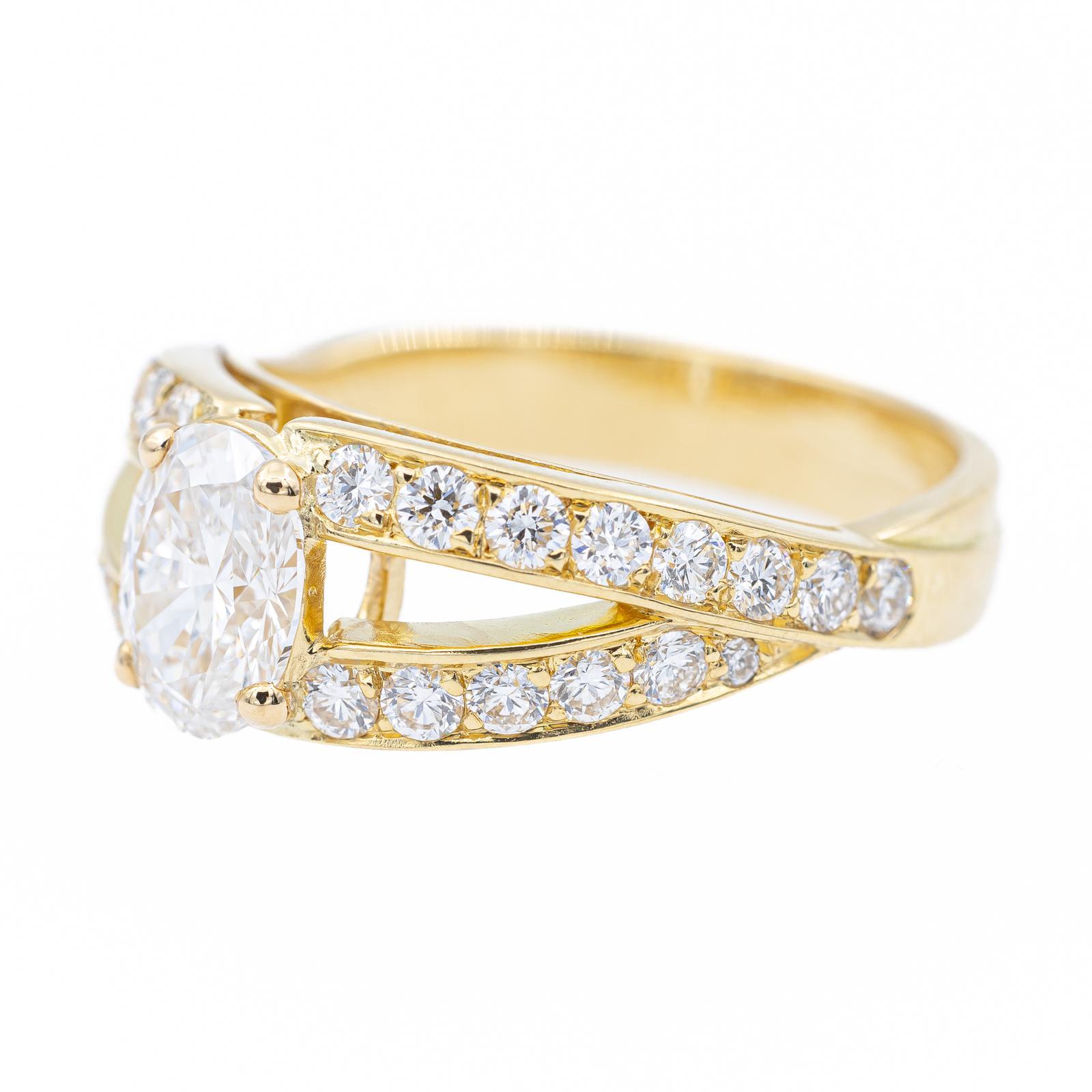 Oval Cut Mellerio Ring Yellow Gold Diamond For Sale