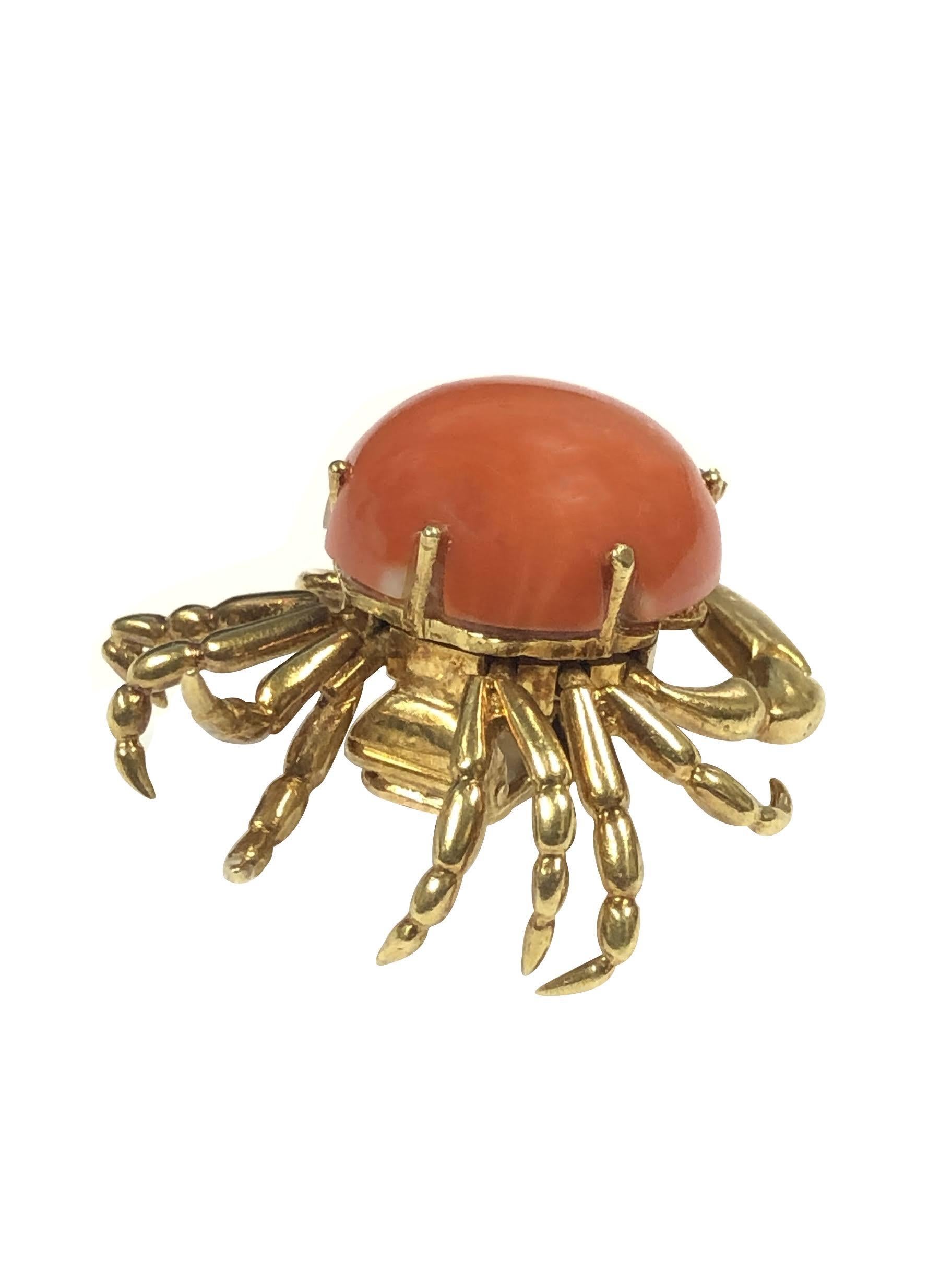 Cabochon Mellerio Vintage Yellow Gold and Coral Articulated Crab Brooch