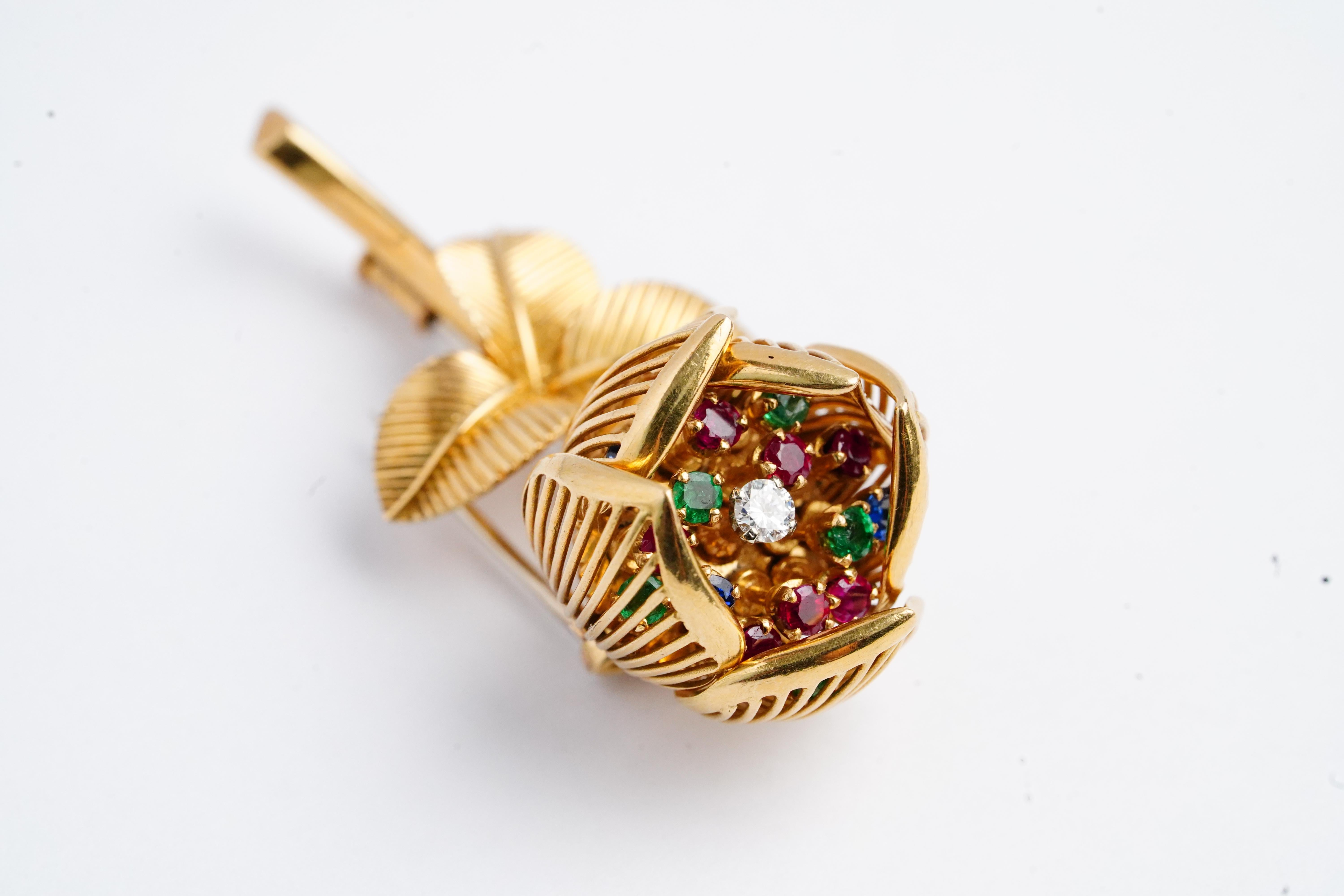 Mellerio Vintage or jaune Broche clip fleur Tremblan mobile avec diamants et pierres précieuses en vente 5