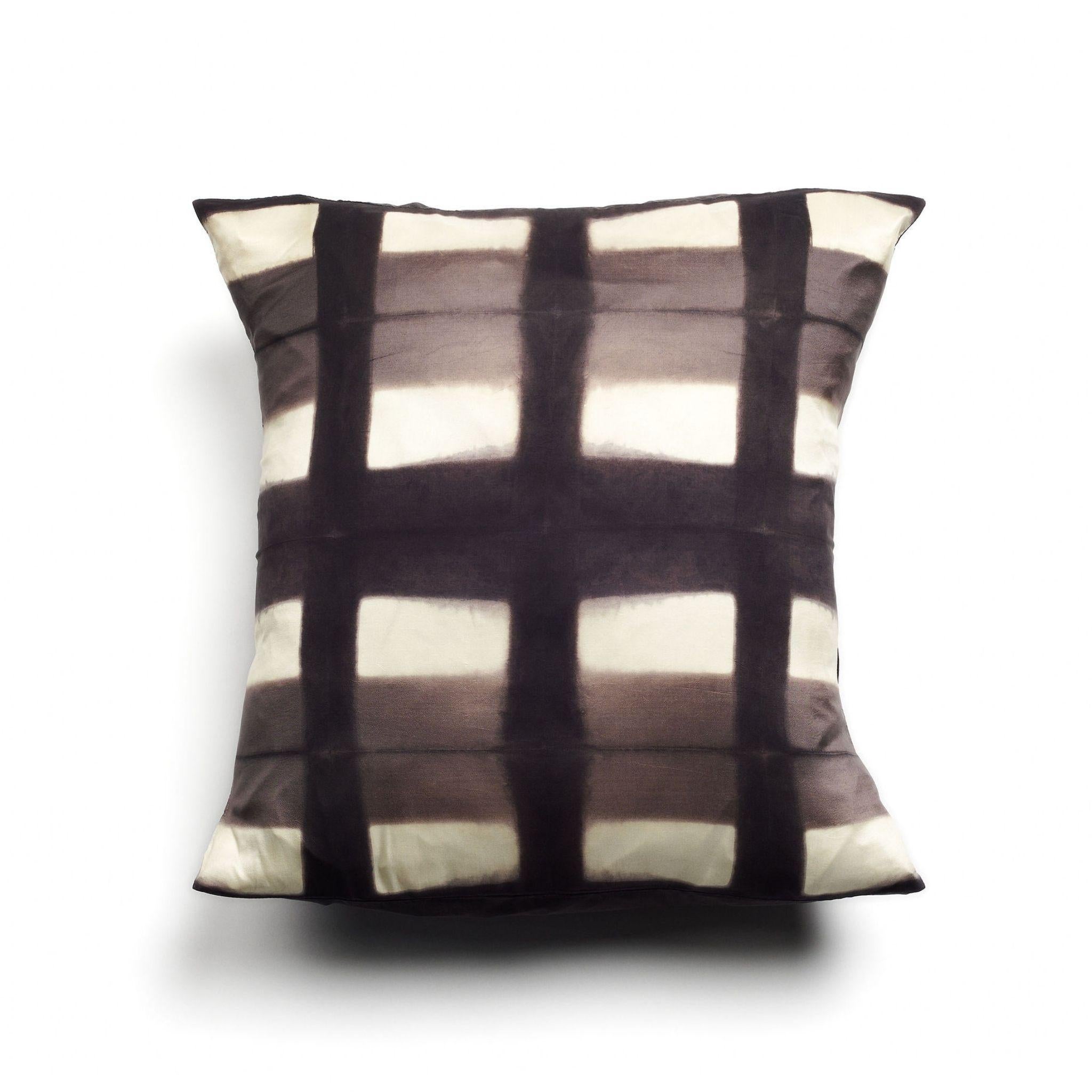 Dyed Melo Black Silk Pillow In Geometric Pattern, Handcrafted By Artisans  For Sale