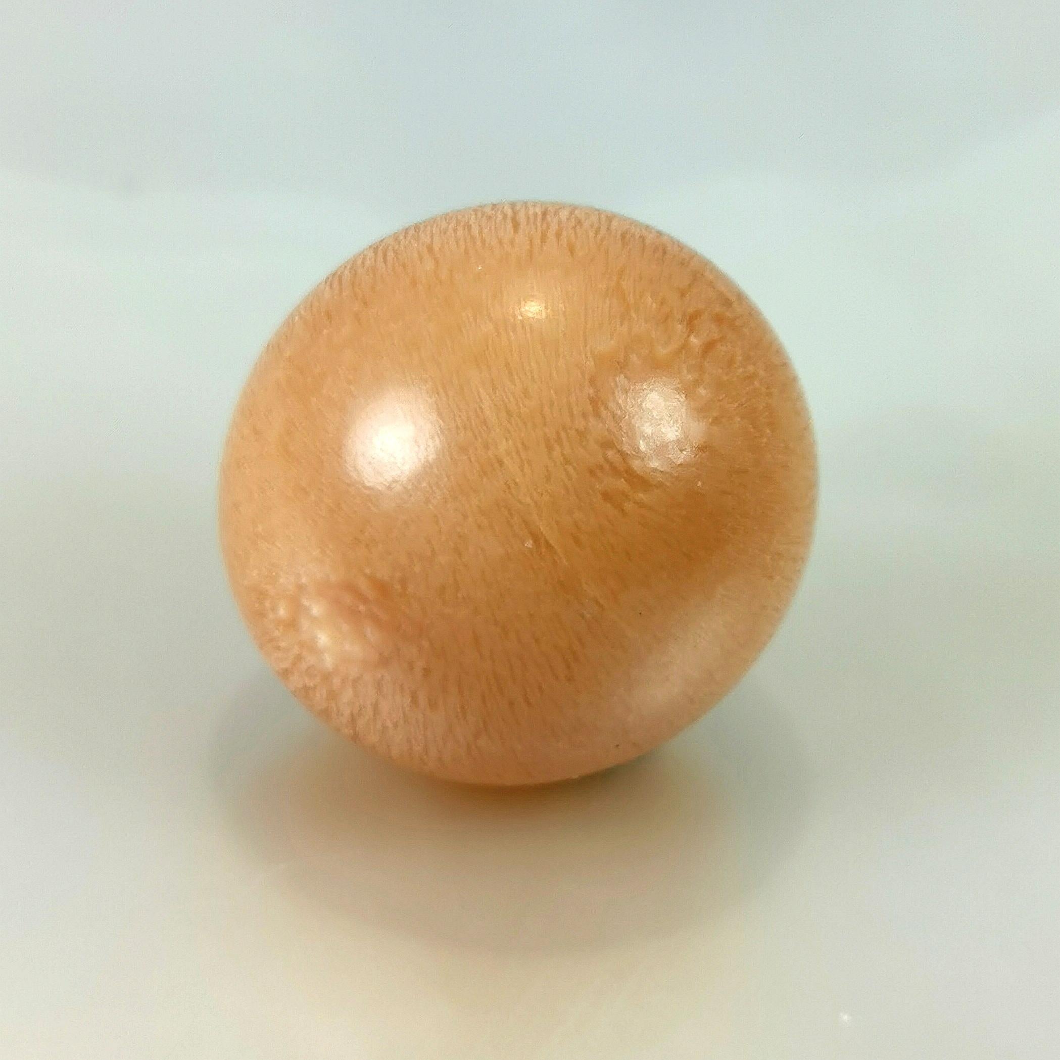 Round Cut Melo Melo Natural Pearl Round 32.5 Carats For Sale