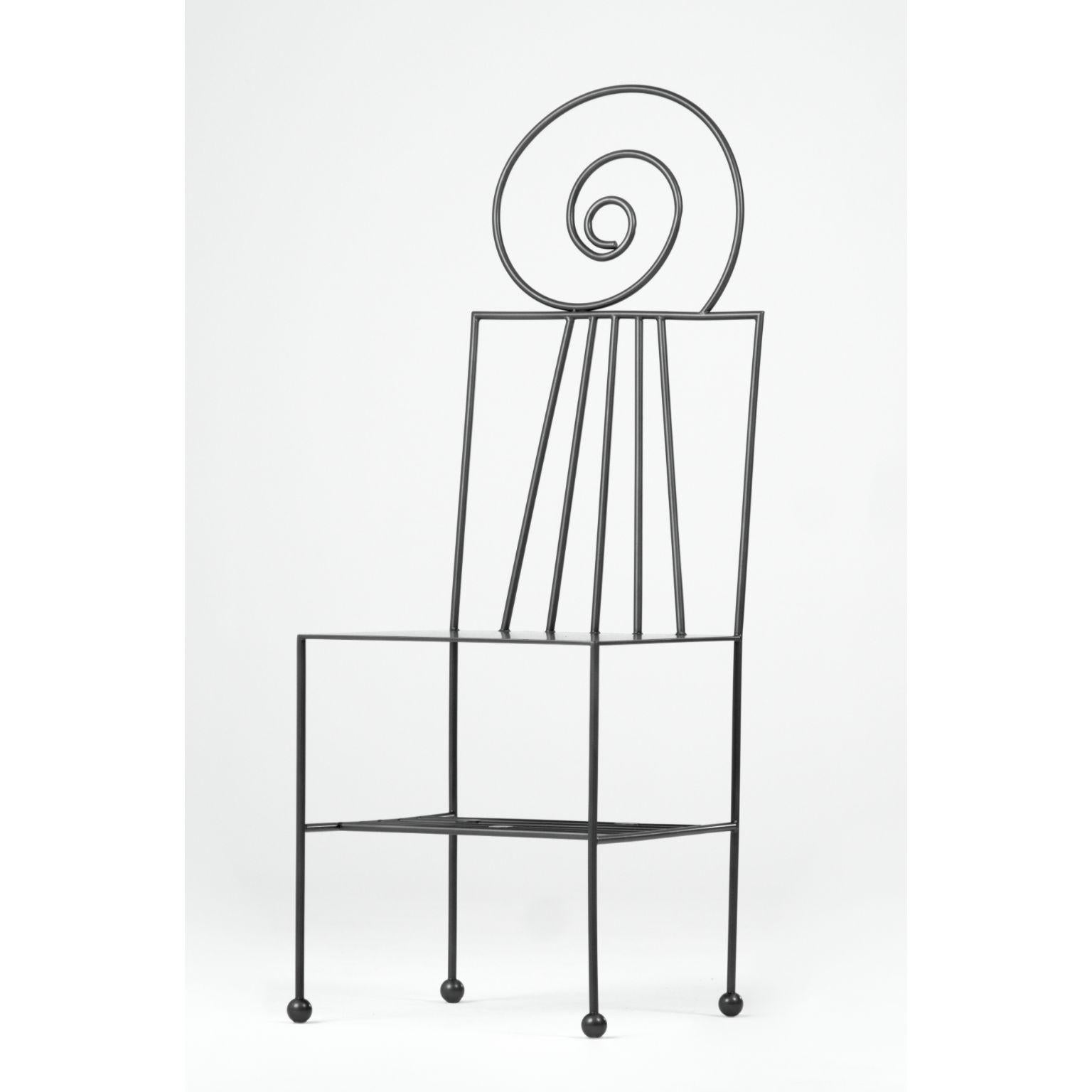 Melody-Stuhl von Qvinto Studio
Einzigartiges Stück. Handgefertigt.
Abmessungen: T 40 x B 40 x H 114 cm.
MATERIAL: rostfreier Stahl.

Die Melodie kann als eine 