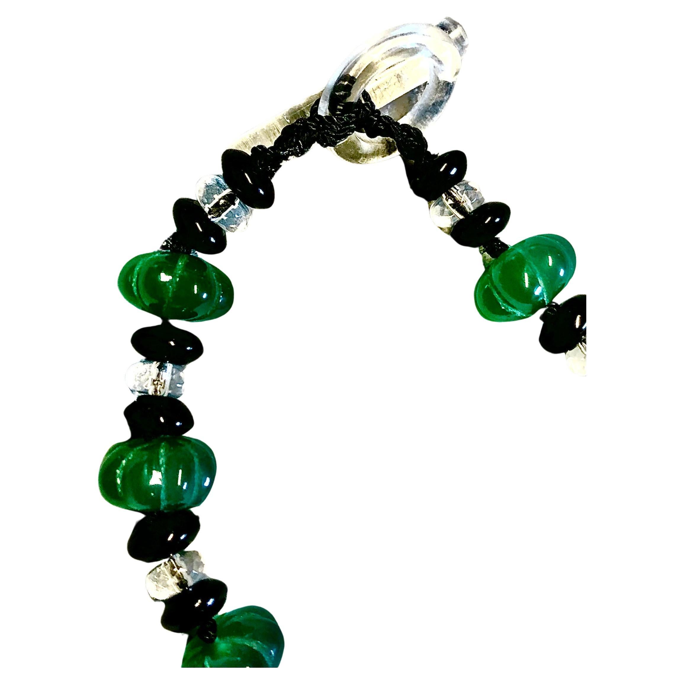 Rondelas de ónix verde en forma de melón, rondelas de ónix negro con rondela de cristal de roca