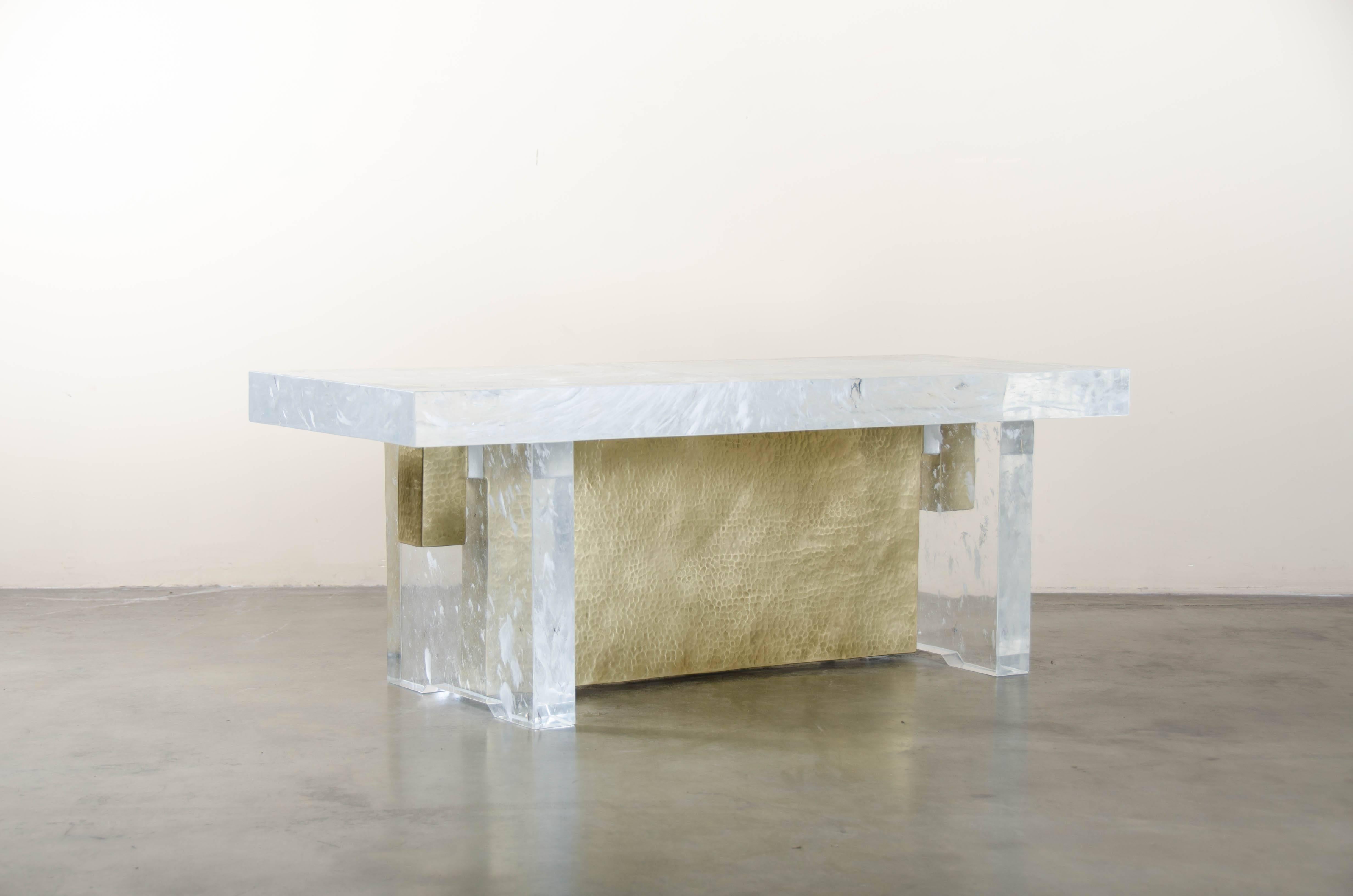 Hand-Carved Melrose Bench, Crystal and Brass by Robert Kuo, Limited Edition, in Stock For Sale