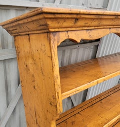 Colección Melrose Guy Chaddock & Co. Soporte para platos