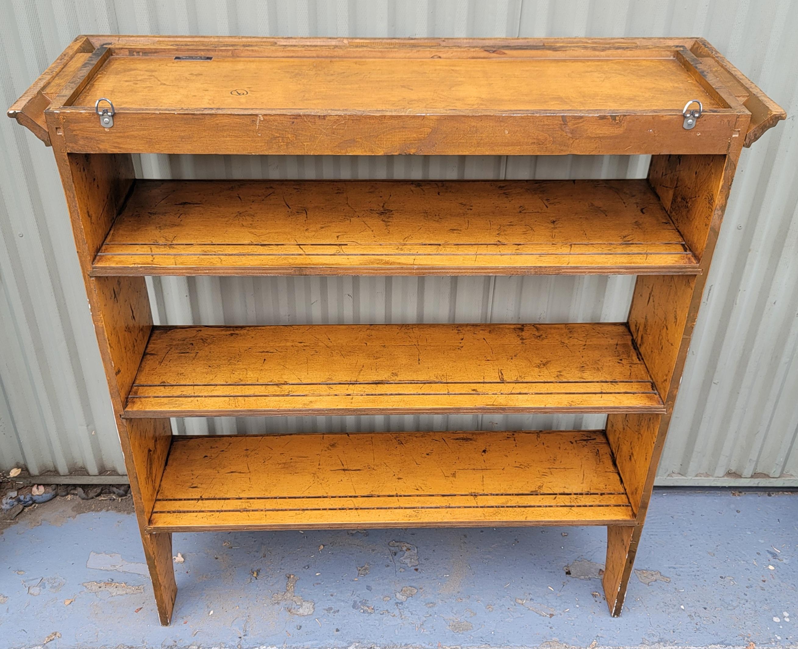 Melrose Collection Guy Chaddock & Co. Plate Rack For Sale 1