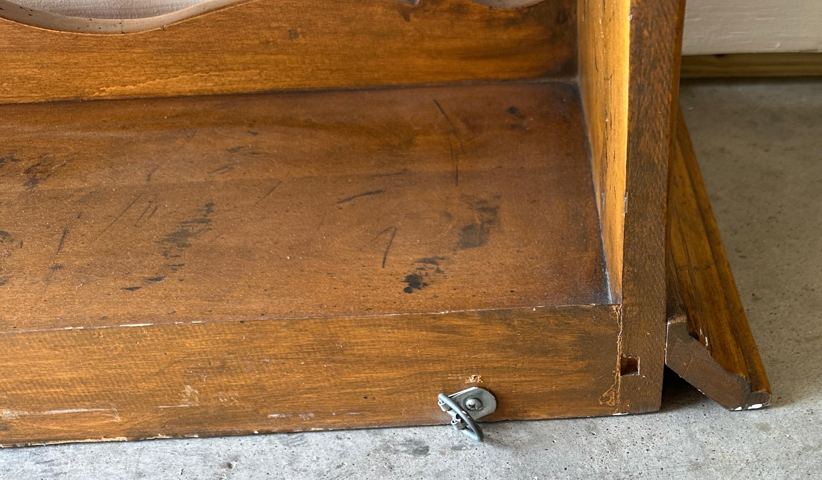 Stile Adirondack Melrose Collection Guy Chaddock & Co. Portapiatti in vendita