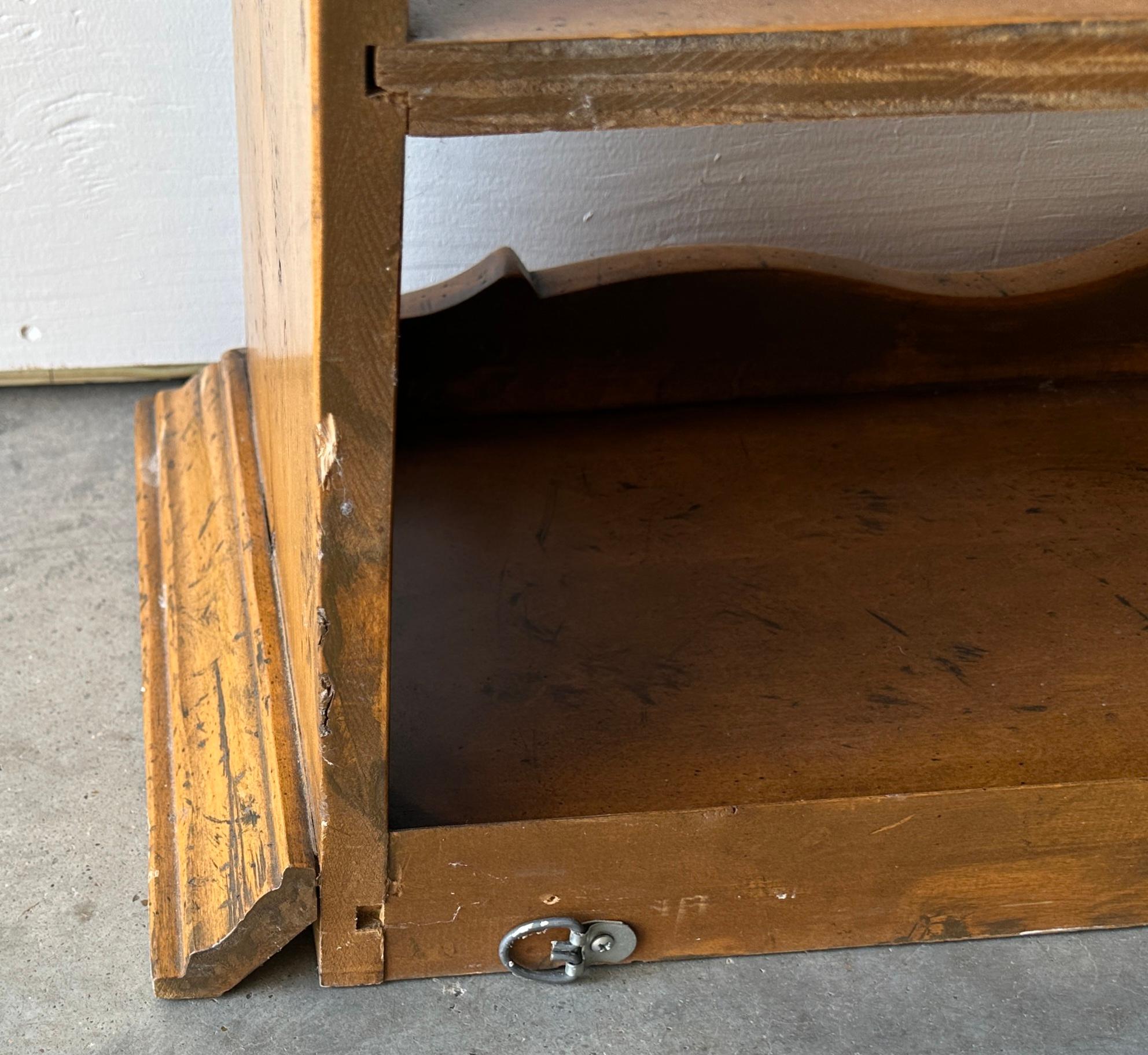 Legno Melrose Collection Guy Chaddock & Co. Portapiatti in vendita