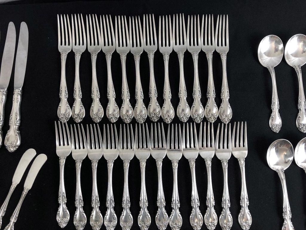Sterling Silver Melrose 'Sterling 1948, No Monograms' by Gorham Silver Service for 12, 78 Pieces For Sale