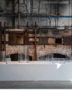 Vases de la collection MELT de Nendo pour Wonderglass