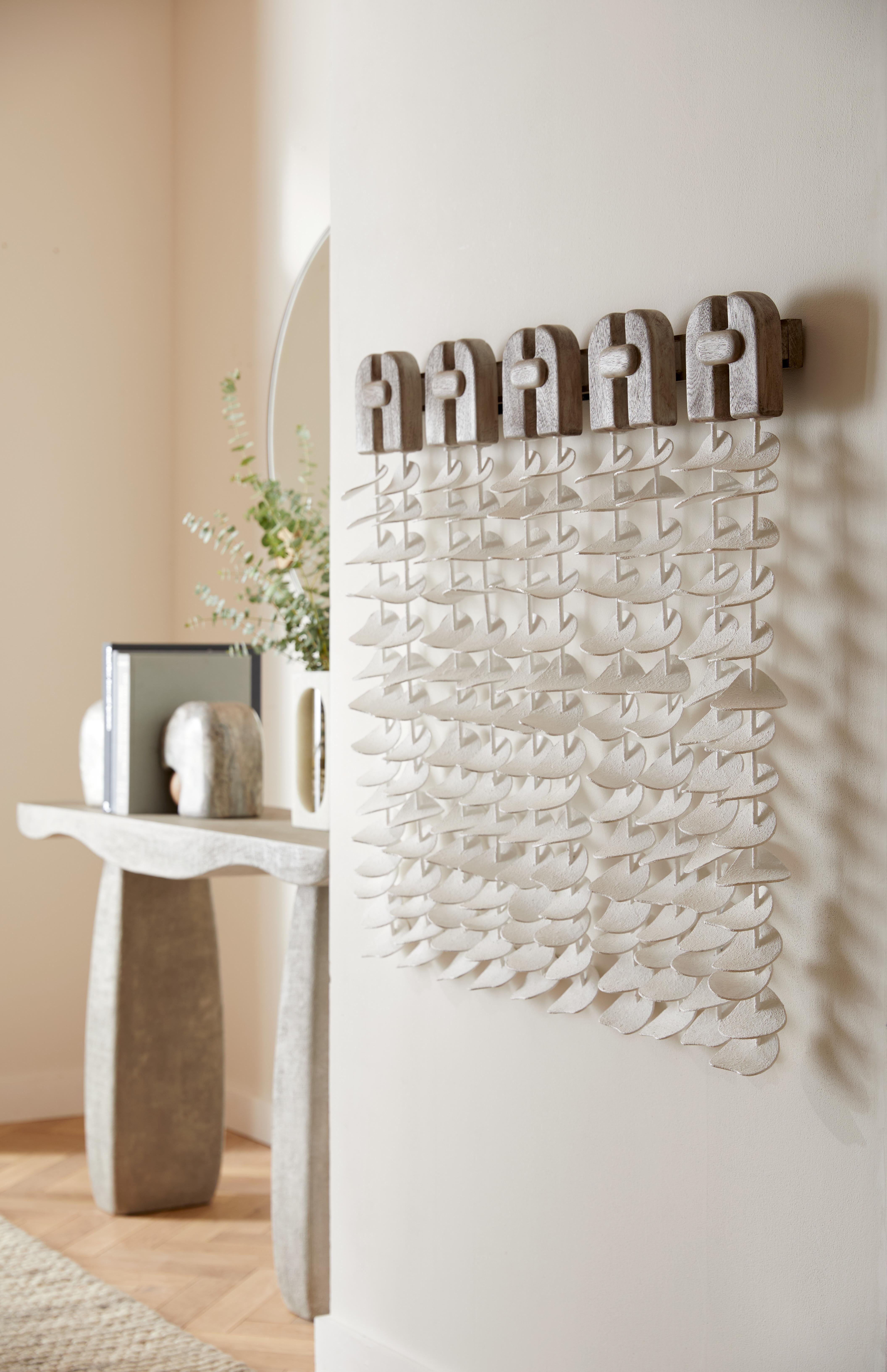 Melt Wall Décor GAWPI01 - Eisen mit weißer Gesso-Beschichtung, Wood im Angebot 6