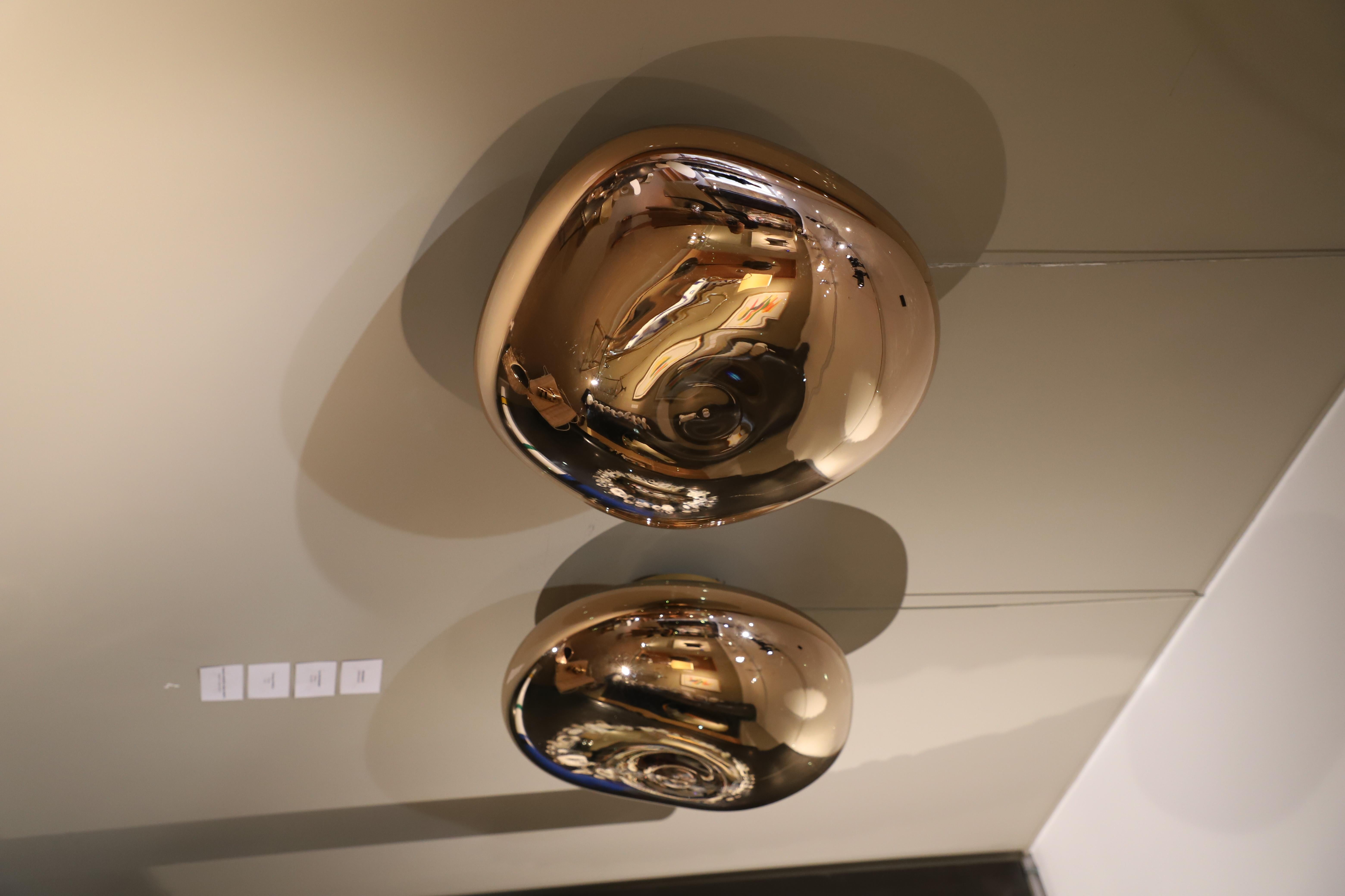 Pair of Melt Wall Lights by Tom Dixon In Excellent Condition For Sale In PARIS, FR