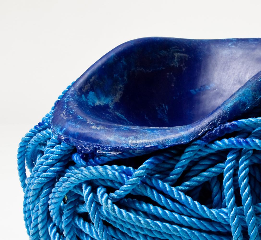 Stuhl „Themdown“ mit blauem Seil von Tom Price – zeitgenössisch (Handgefertigt) im Angebot