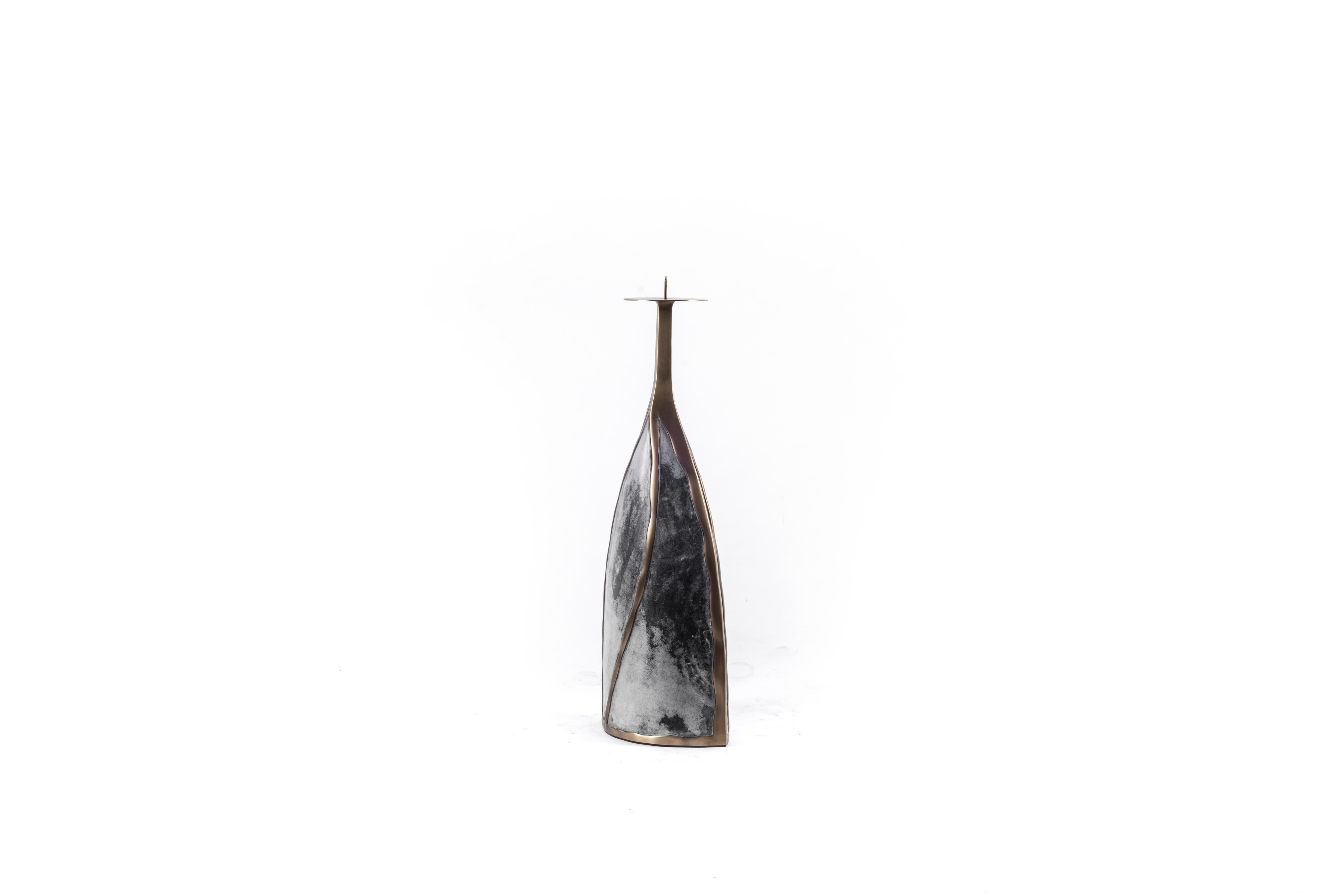 Base de bougie fondante en Bronze-Patina Brass & Parchment par Patrick Coard Paris en vente 5