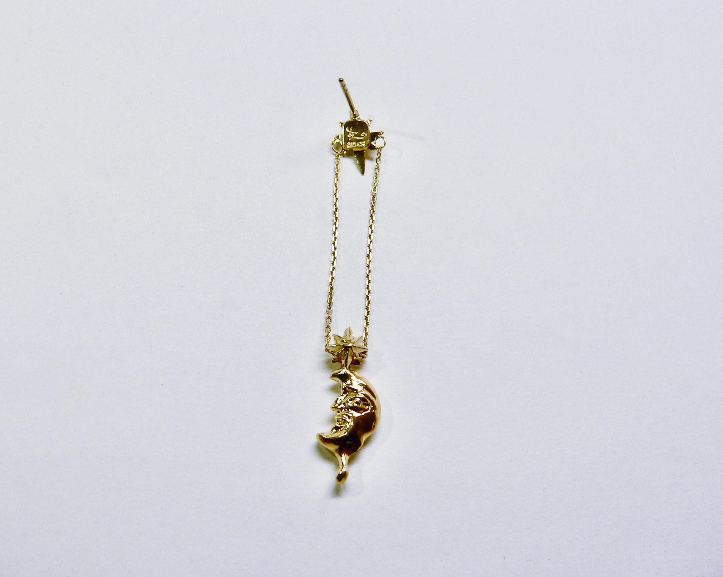 Melting moon hanging on the Star Single Earring, Sterling Silver, Gold-Plated  In New Condition For Sale In Tokyo, JP