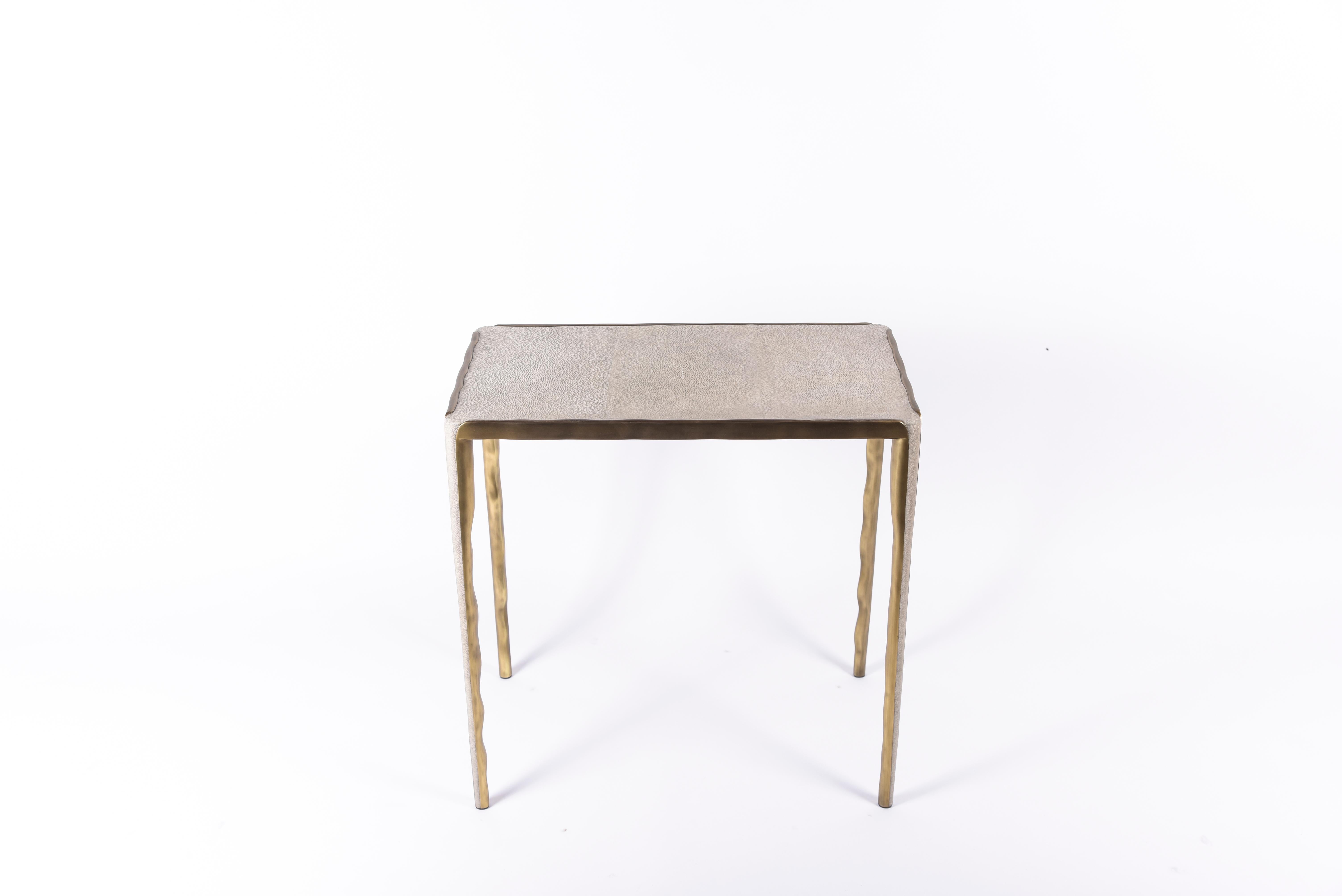 Melting Nesting Side Table Set of 3 in Shagreen Lemurian & Brass by R&Y Augousti In New Condition For Sale In New York, NY