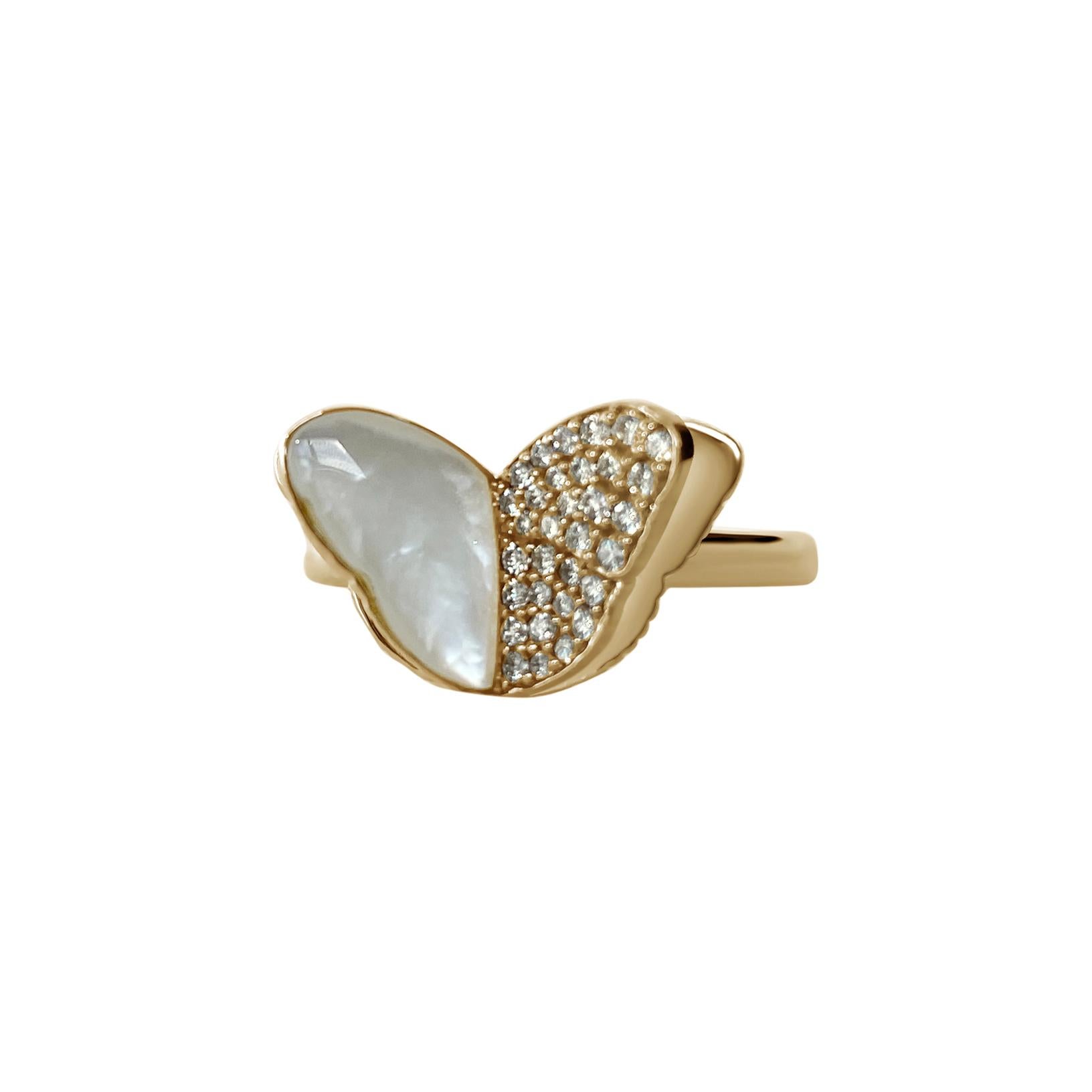 Brilliant Cut Memento Half Diamond, Half Mother of Pearl Butterfly Ring White Gold For Sale