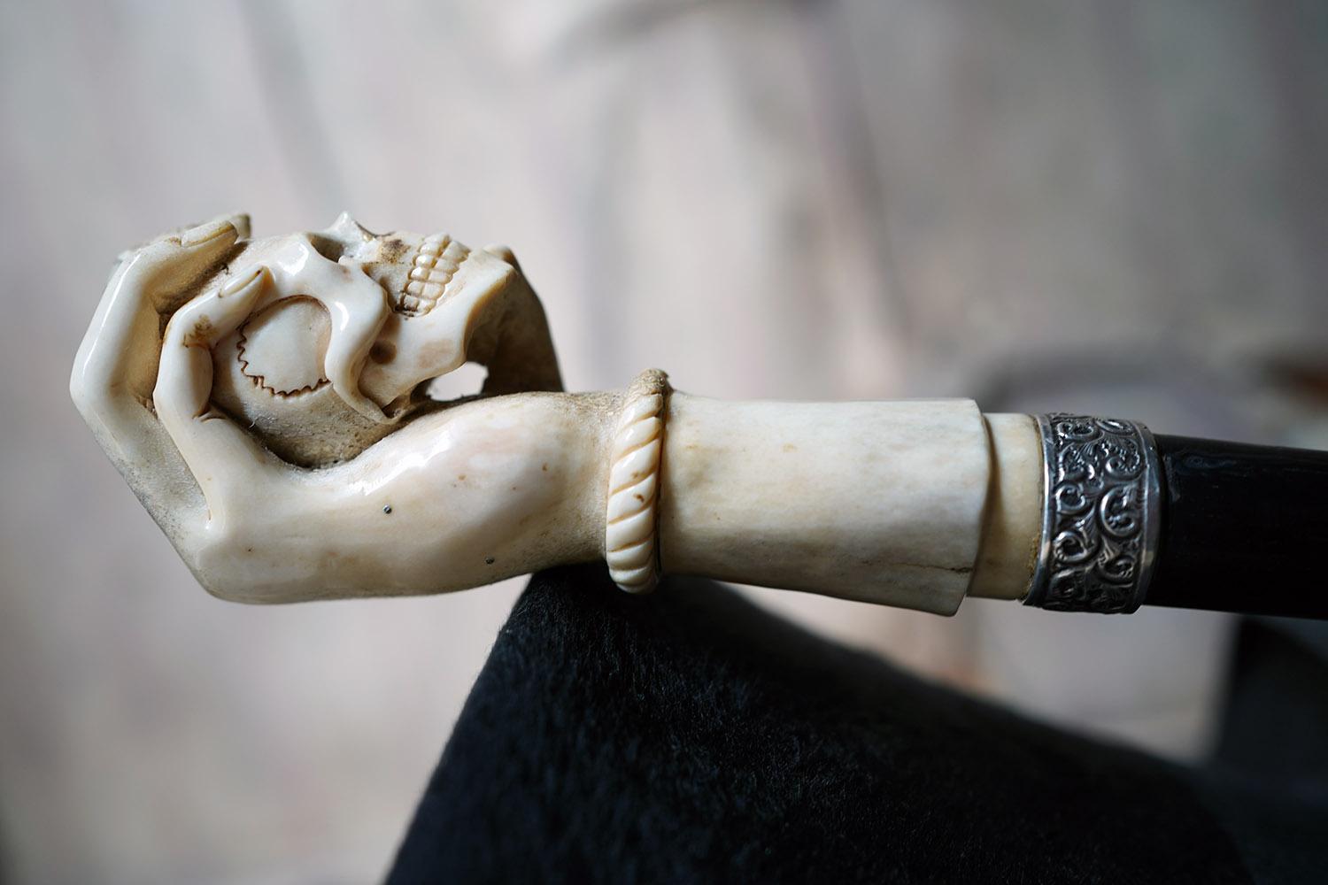 Late 19th Century Memento Mori Ebonised & Carved Antler Walking Cane as a Skull c.1890-1900