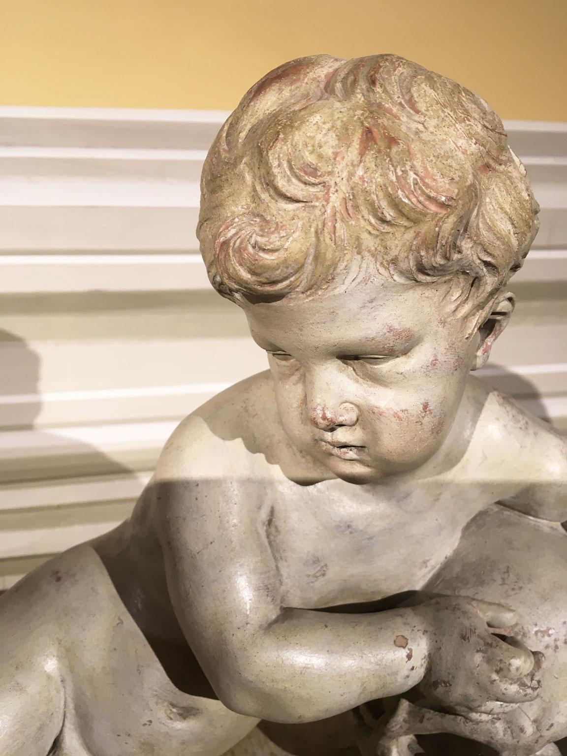 Memento Mori Scultura di teschio di bambino in finto marmo bianco della fine del XVII secolo in vendita 9