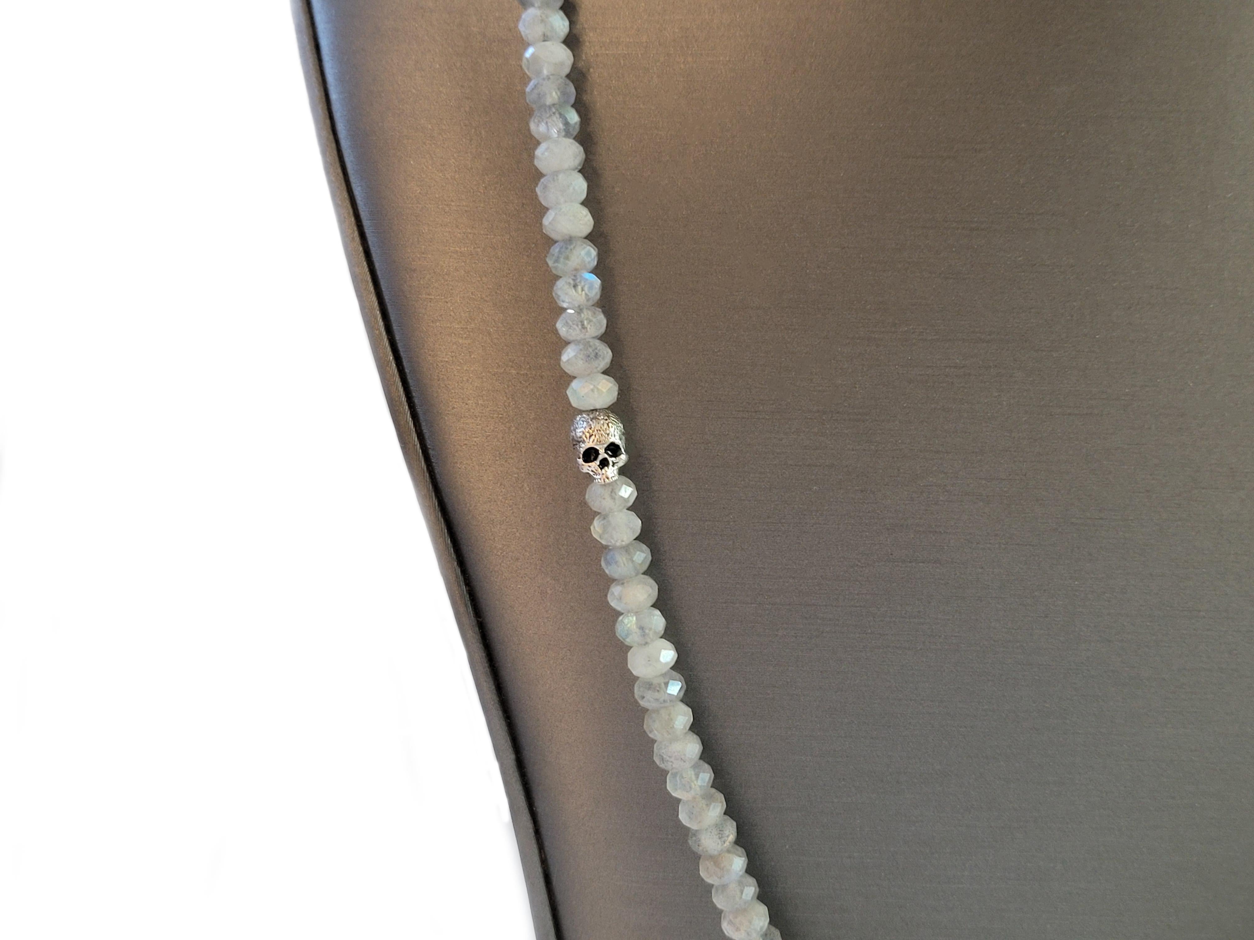 Memento Mori - Collana con teschio in argento sterling In condizioni Nuovo in vendita a New York, NY