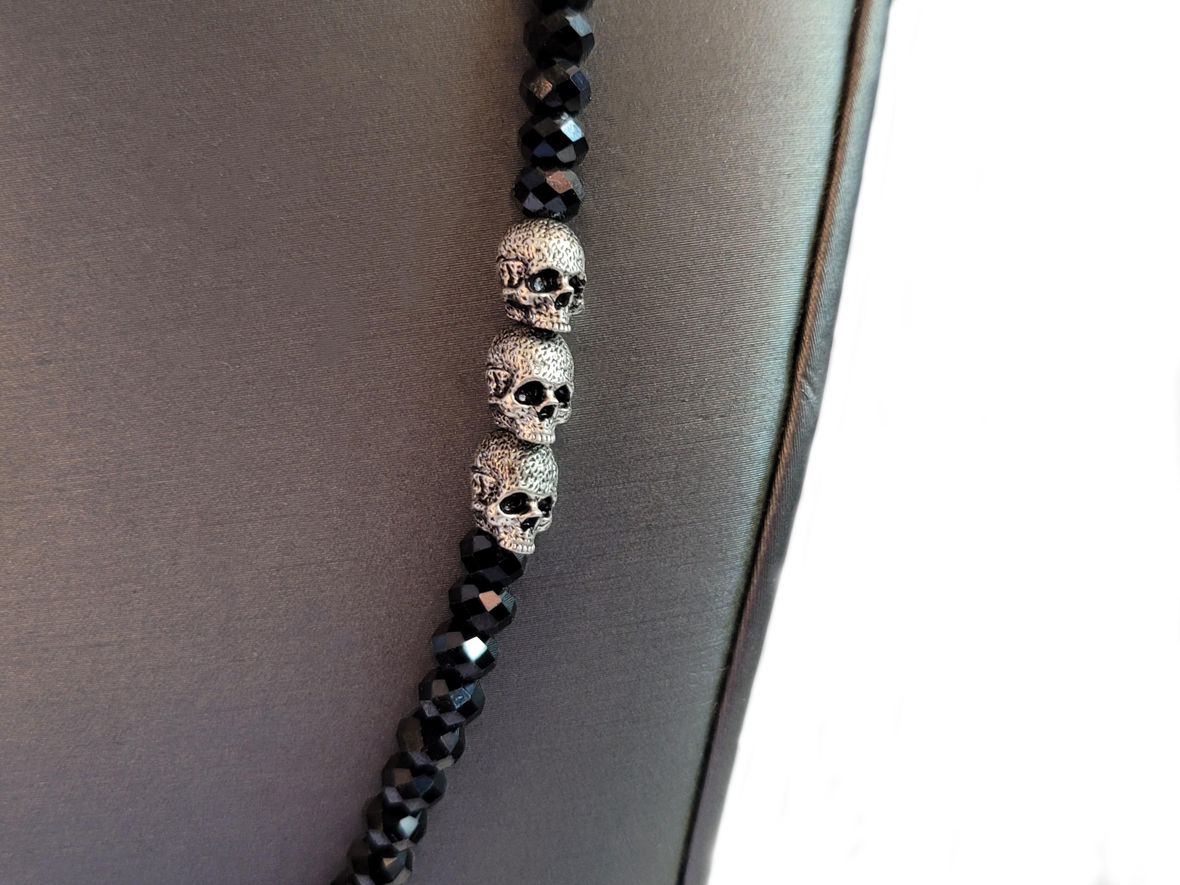Memento Mori Skull Station Necklace Sterling Silver with Black Spinel, 5mm In New Condition For Sale In New York, NY