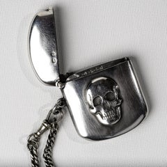 Memento Mori Vesta Case on Chain, 1913