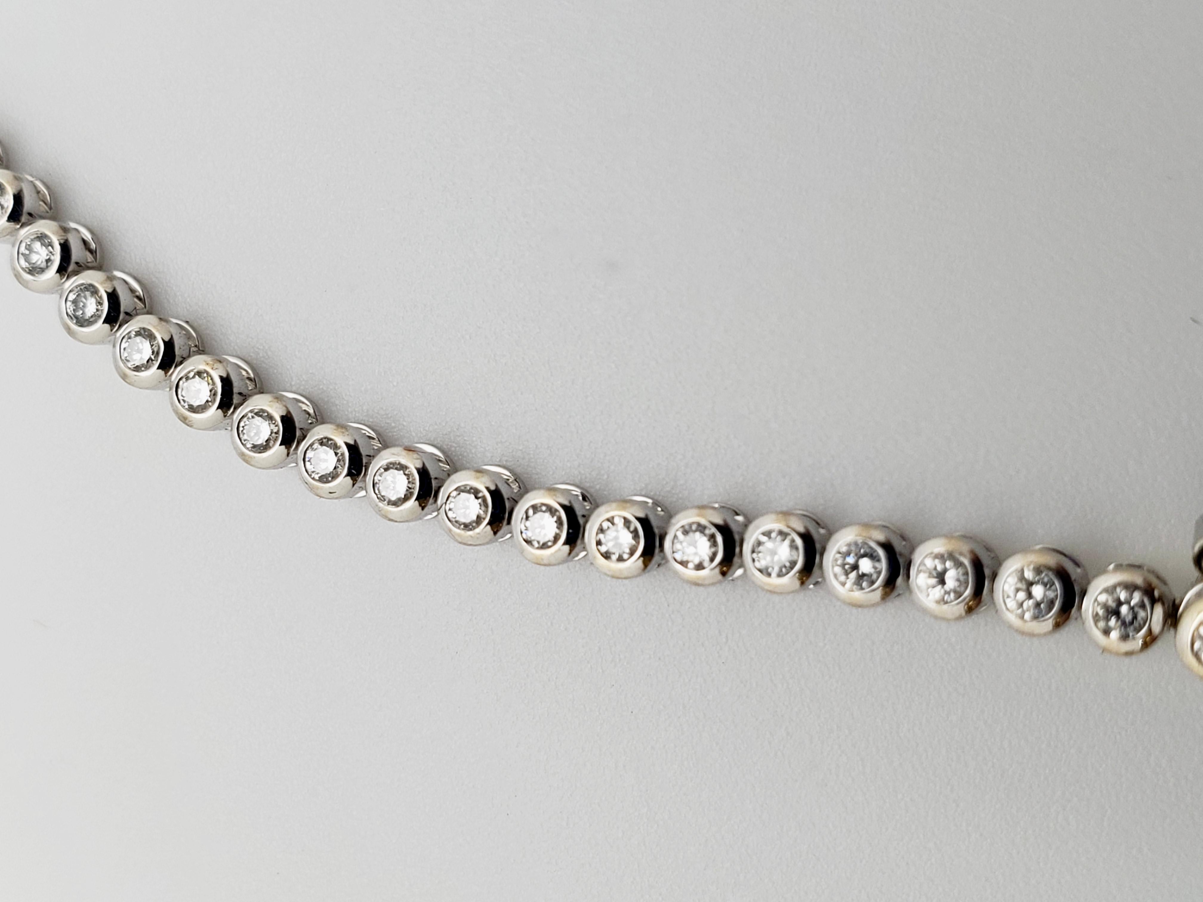 Women's Memoire 18K White Gold 2 CT Diamond Tennis Bracelet  For Sale