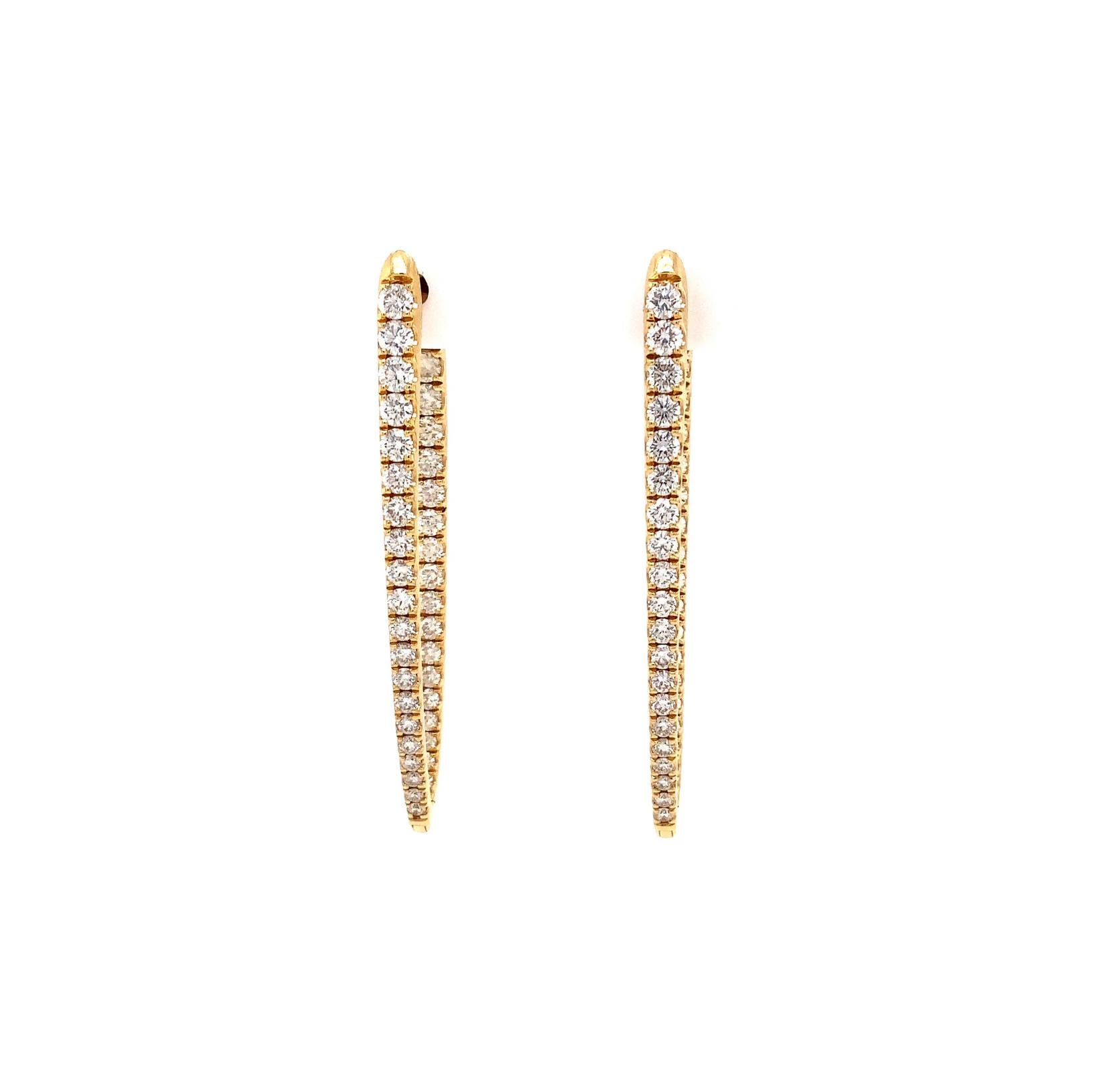 Modern Memoire 18k Yellow Gold Imperial Hoops 74 Diamonds Equals 1.67ctw For Sale