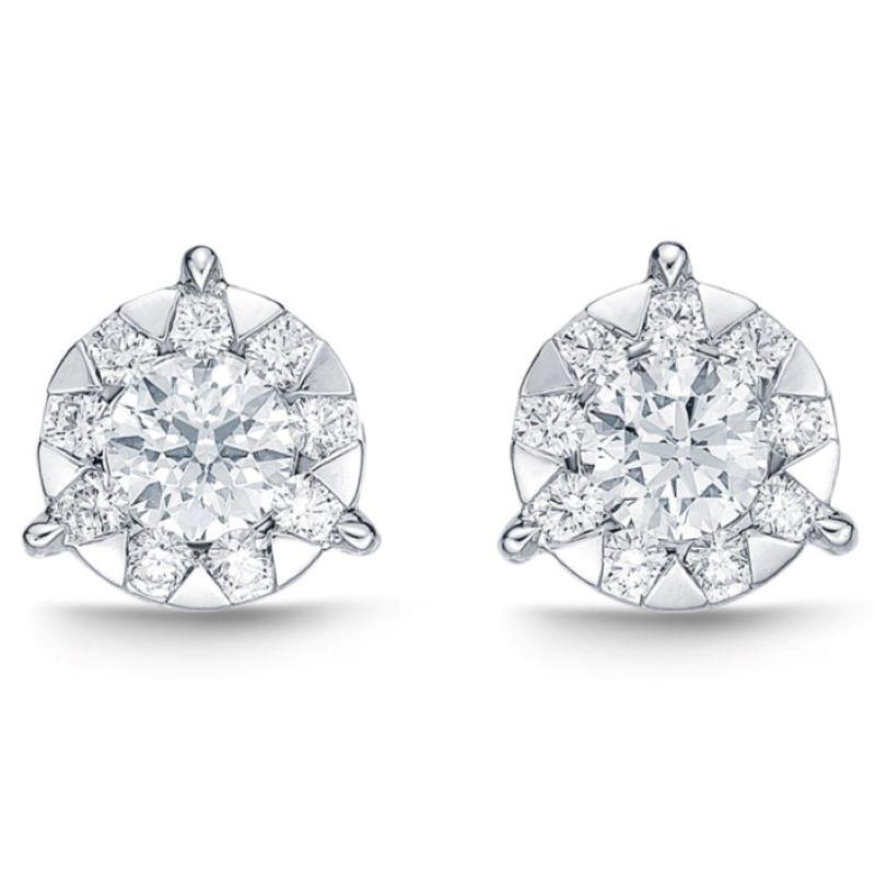 Featuring 20 Round Brilliant Cut Diamonds, this Memoire Bouquet Collection set in 18K White Gold offers 0.95 ctw for a look of 2ct total Diamond weight. Post with clutch back findings, a G-H Color, and SI Clarity. With a diameter of 8.22 mm and a