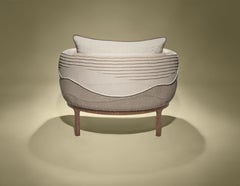 Fauteuil contemporain Memory Lines avec intervention artistique de Juliana Ribeiro