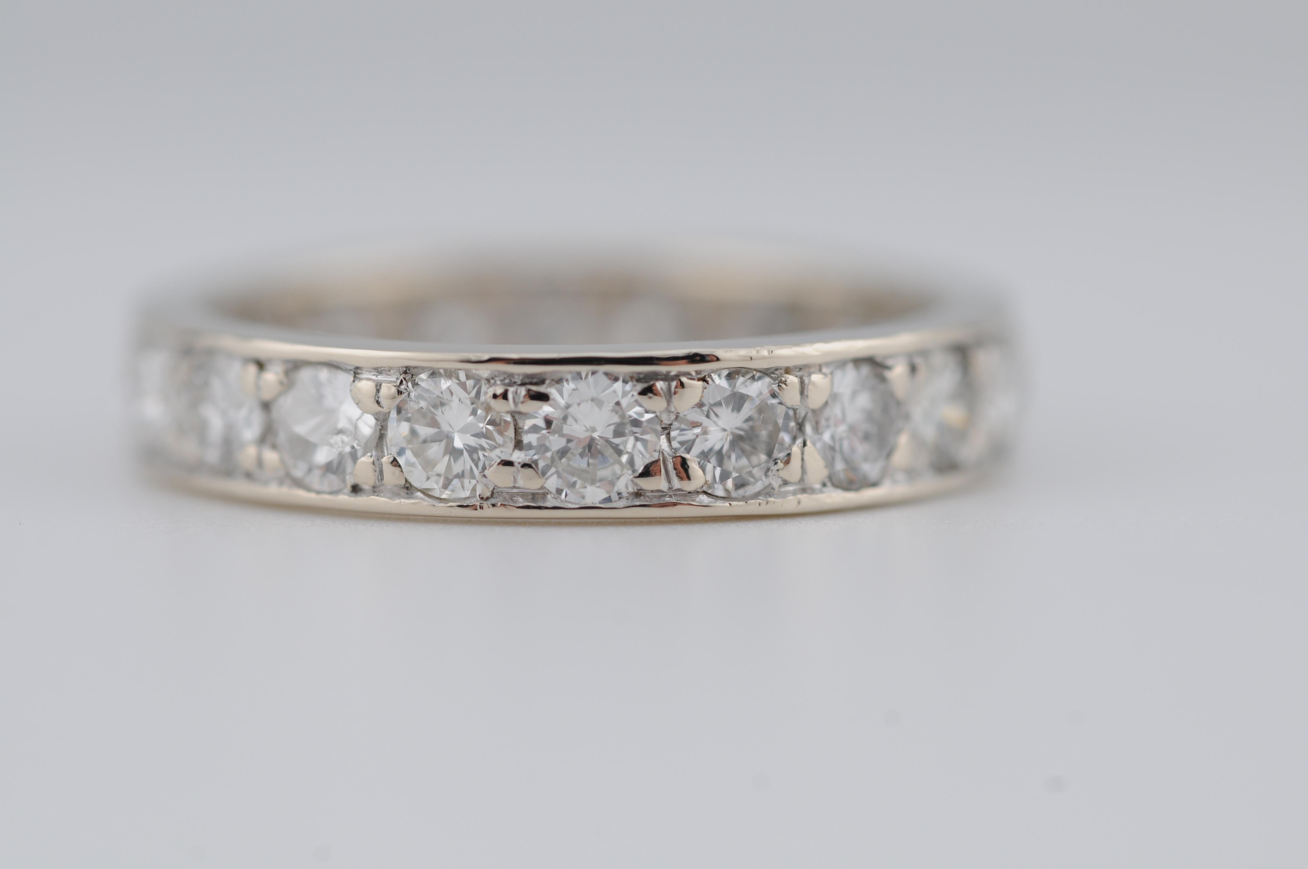 Memory Ring with Diamonds in 18k whitegold 2