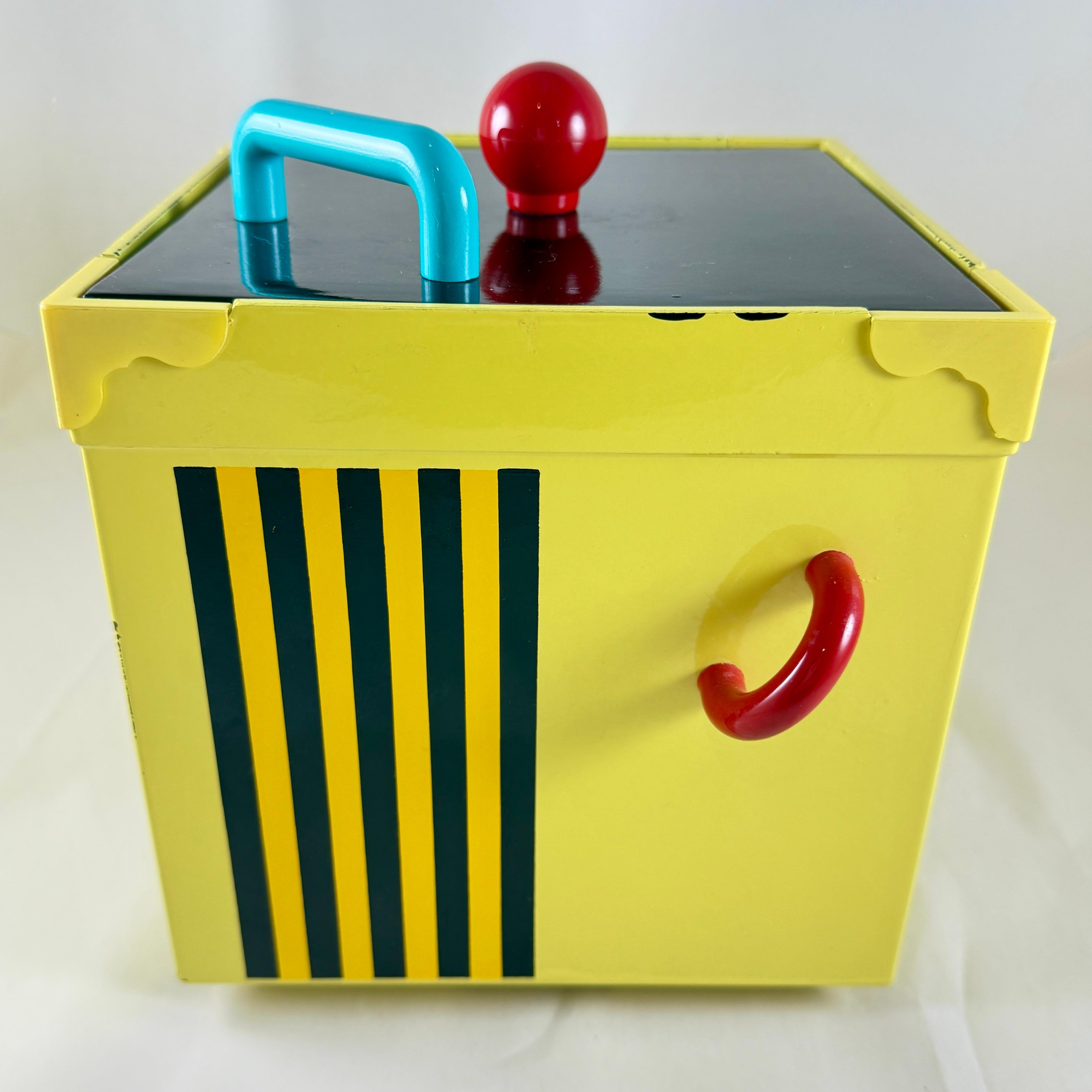 Post-Modern Memphasis Stripes Pattern Post Modern Lacquer Ice Bucket For Sale
