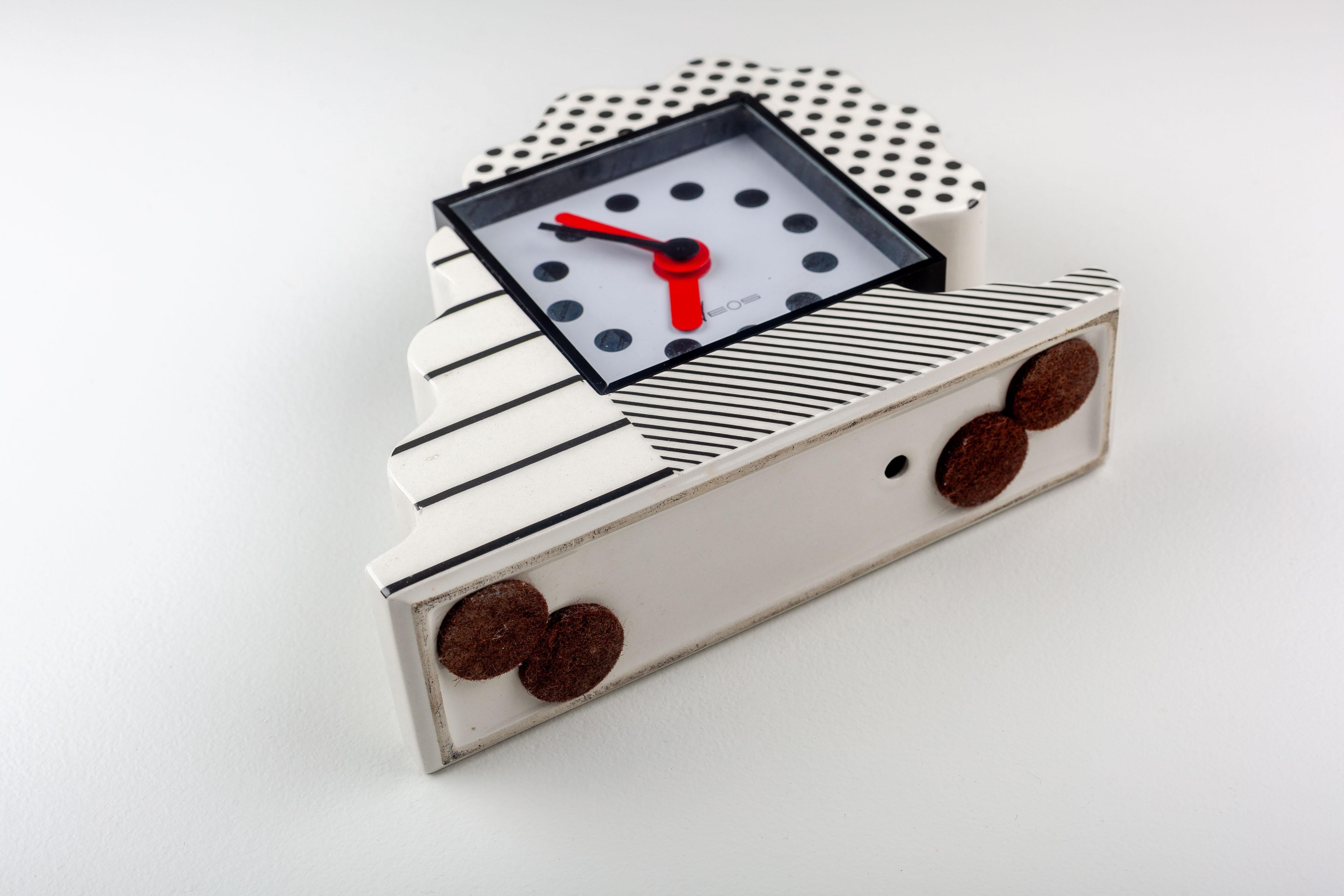 Memphis Clock by Nathalie du Pasquier and George Sowden for Neos Lorenz Italy 8