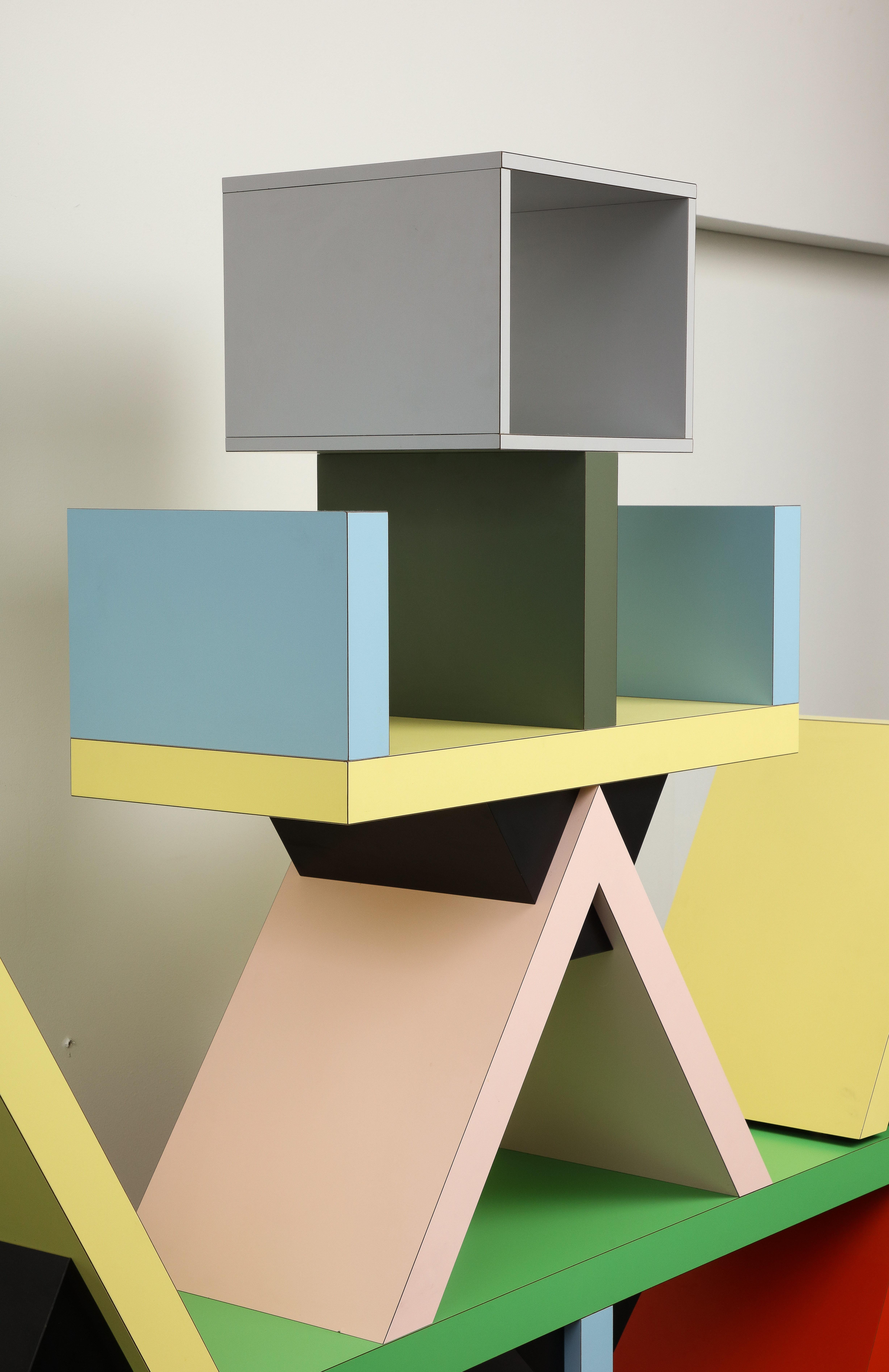 Bibliothèque ou séparateur de pièce Carlton Memphis Milano par Ettore Sottsass, 1981 4