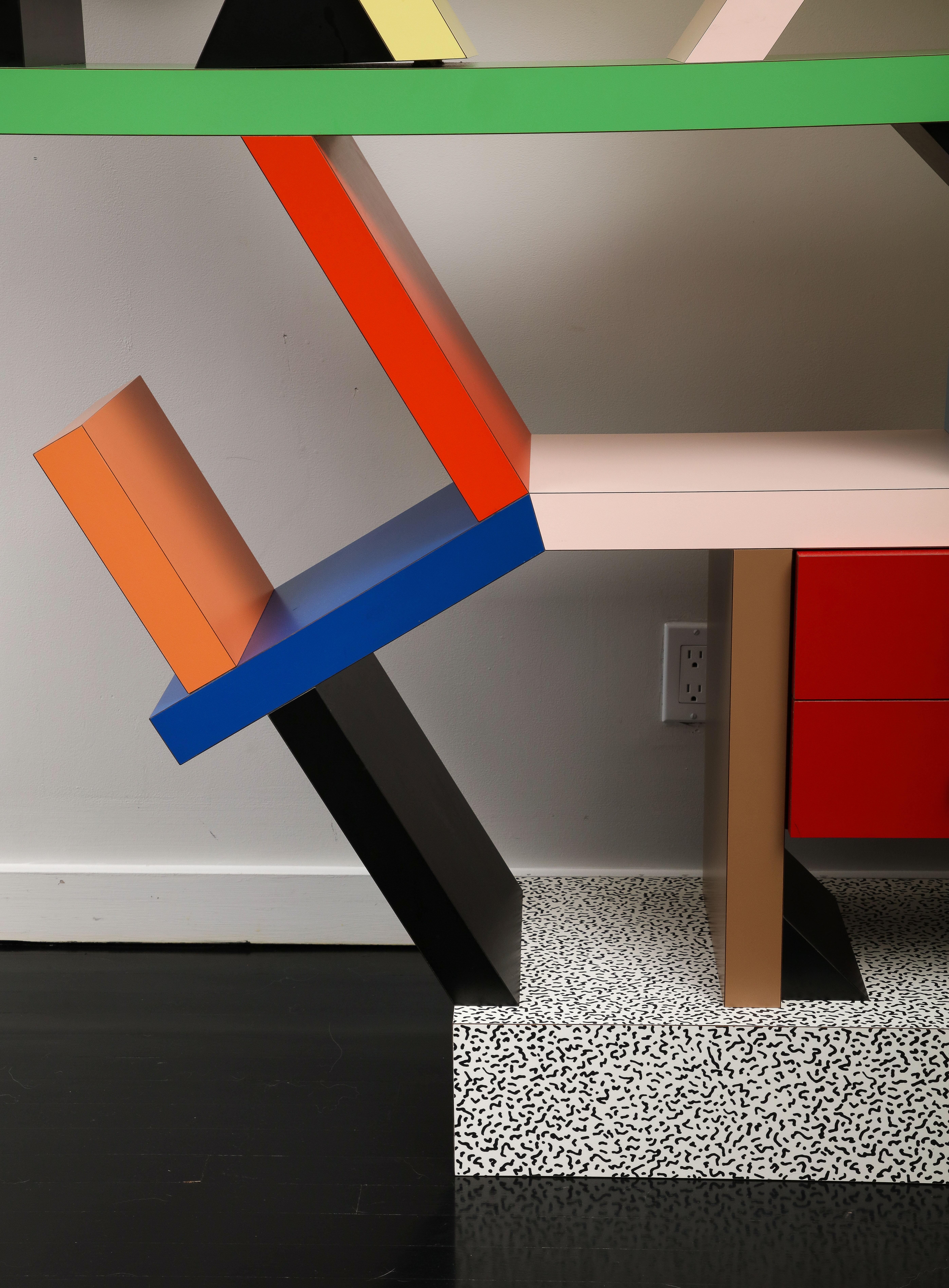 Postmoderne Bibliothèque ou séparateur de pièce Carlton Memphis Milano par Ettore Sottsass, 1981