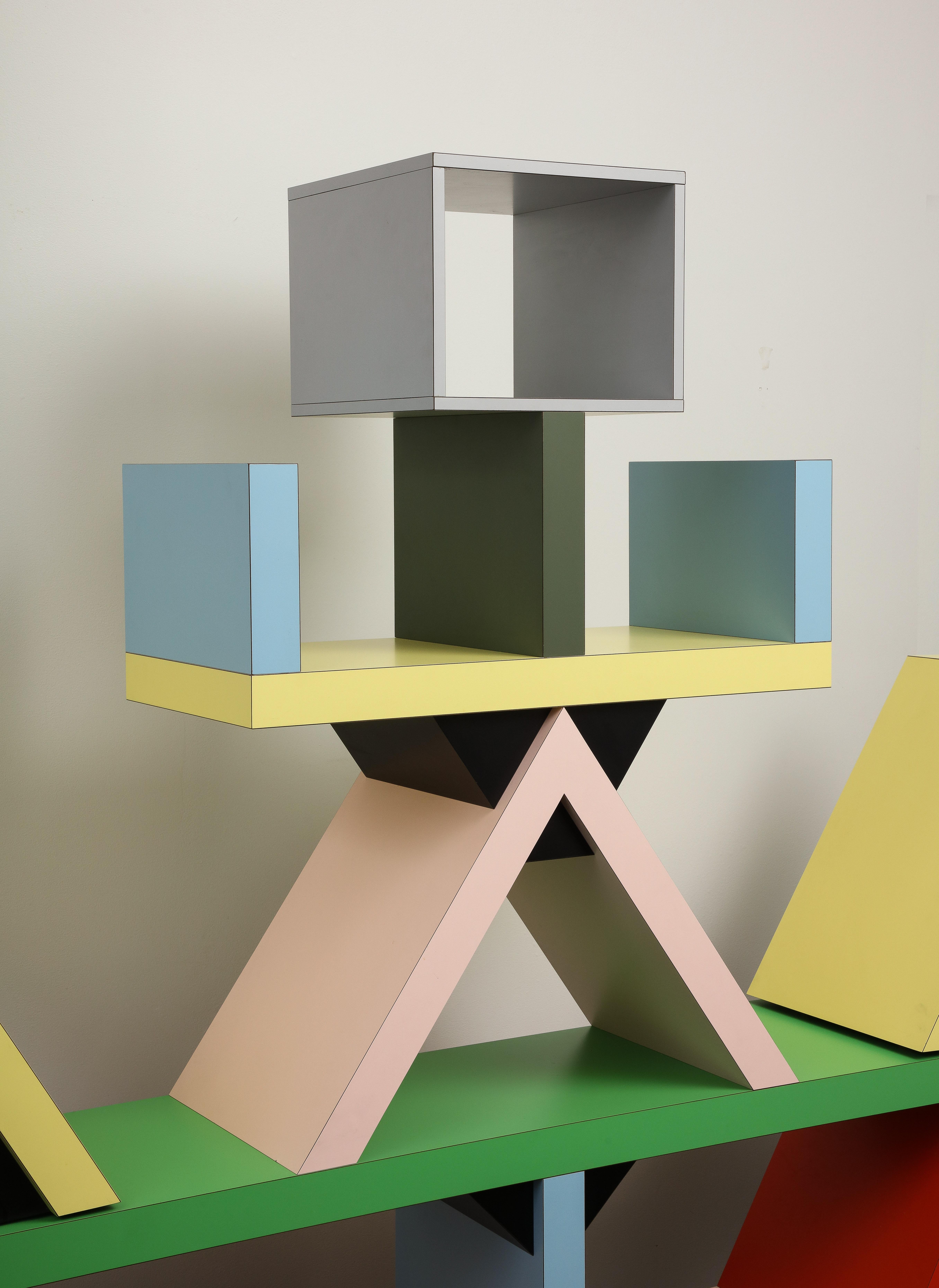 Carlton Memphis Milano Bookcase or Room Divider by Ettore Sottsass, 1981 In Good Condition For Sale In Chicago, IL