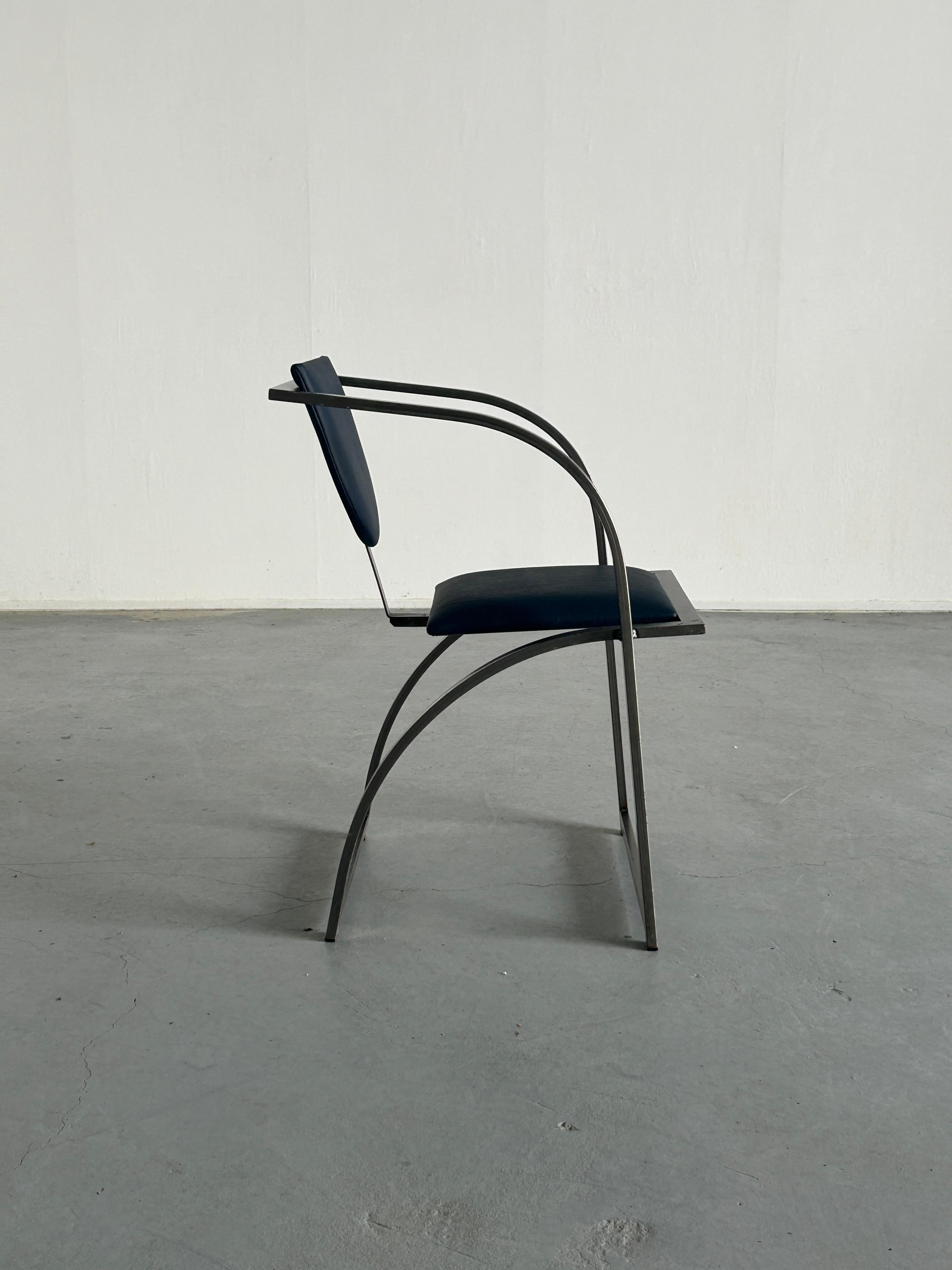 Allemand Design/One Chaise géométrique postmoderne 'Cosinus' par KFF, années 80 Allemagne en vente